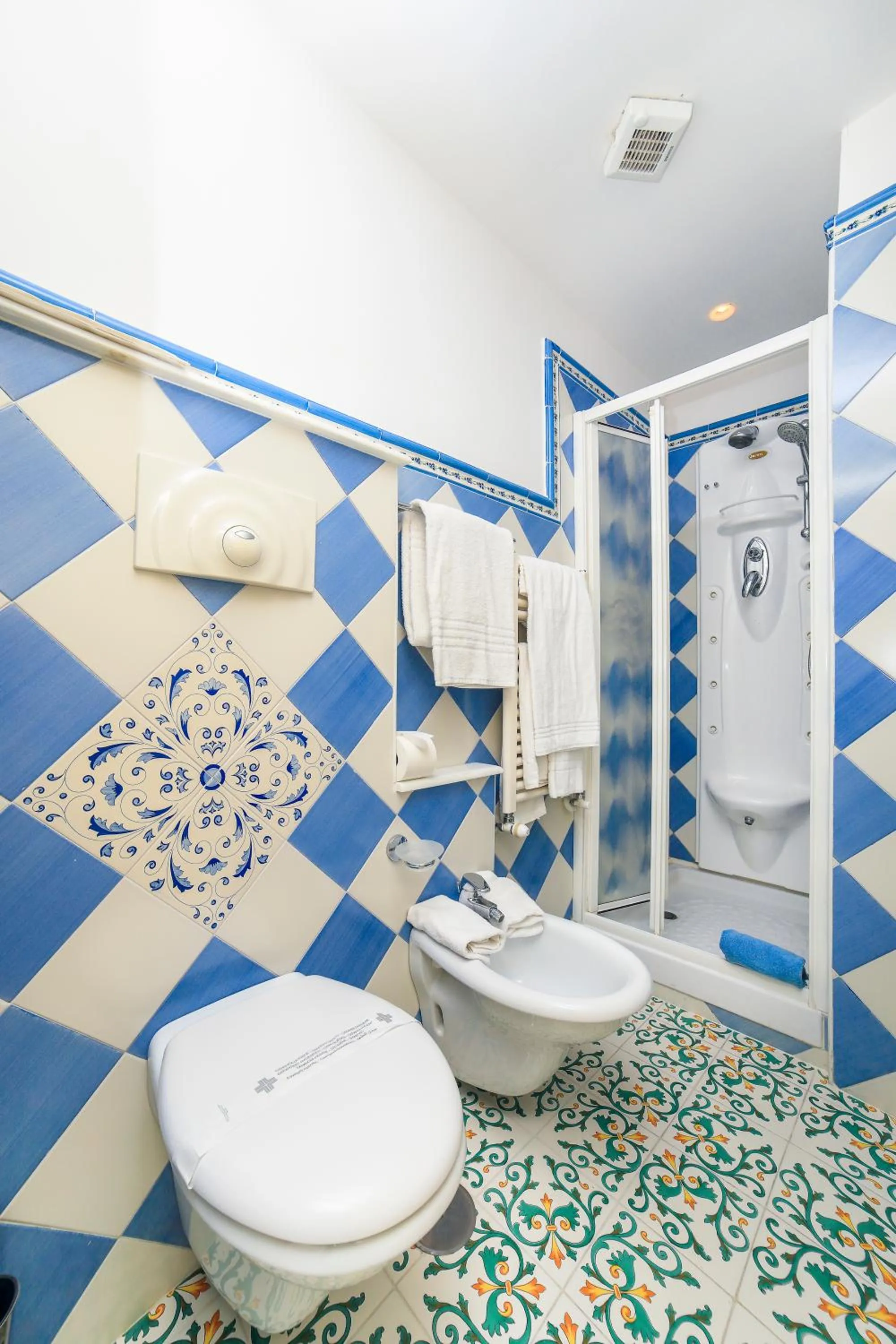 Bathroom in Hotel Bonadies