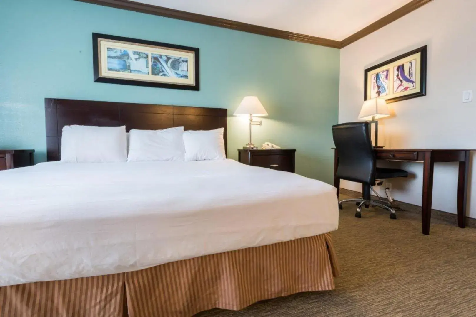 Bedroom in Vanllee Hotel Bedroom in Vanllee Hotel