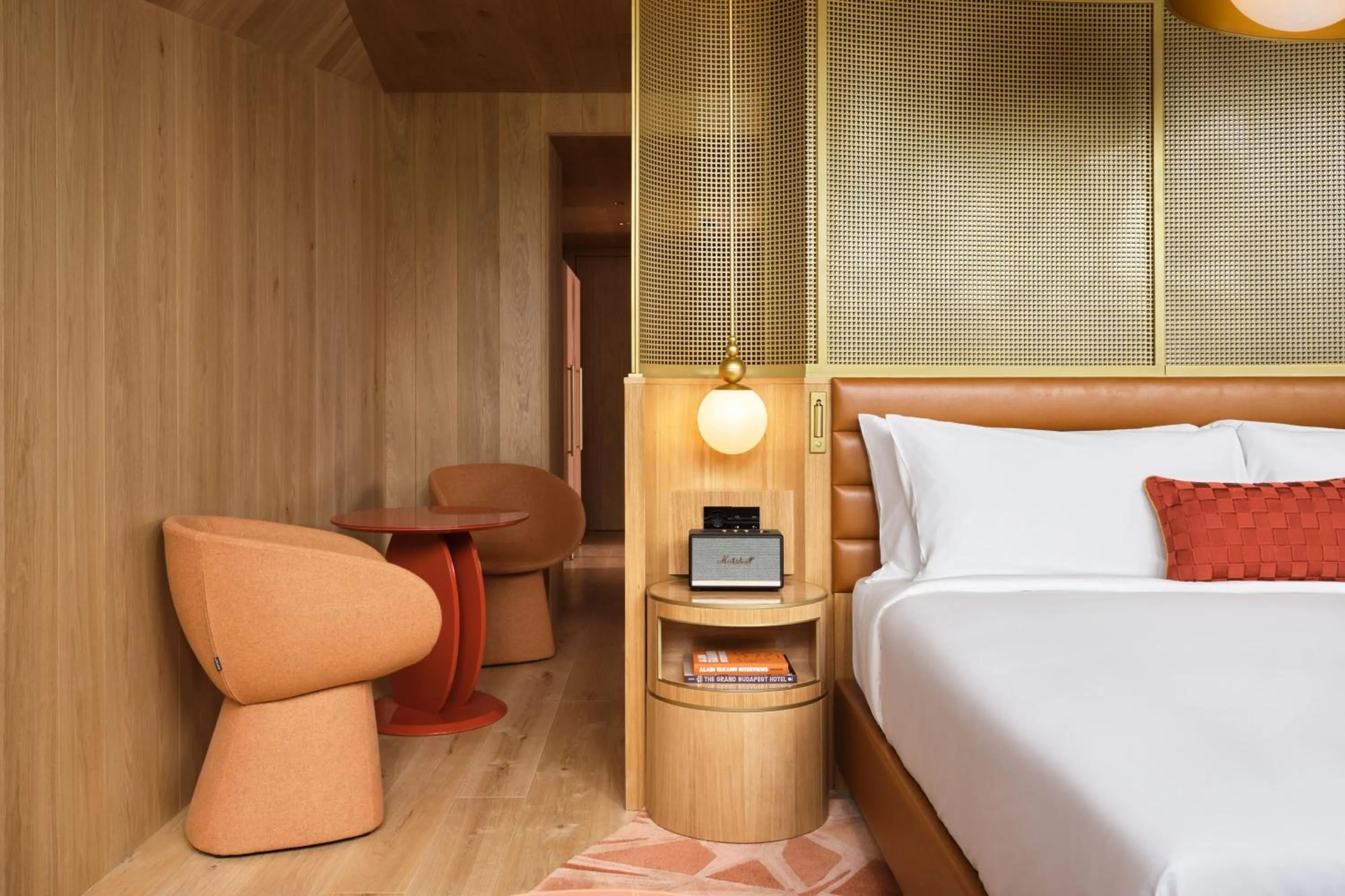 Seating area, Bed in W Budapest