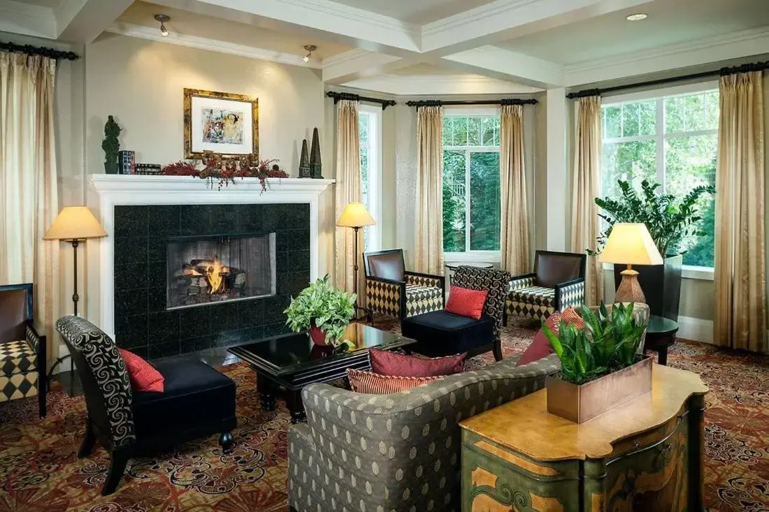 Lobby or reception in Plaza Inn & Suites at Ashland Creek Lobby or reception in Plaza Inn & Suites at Ashland Creek