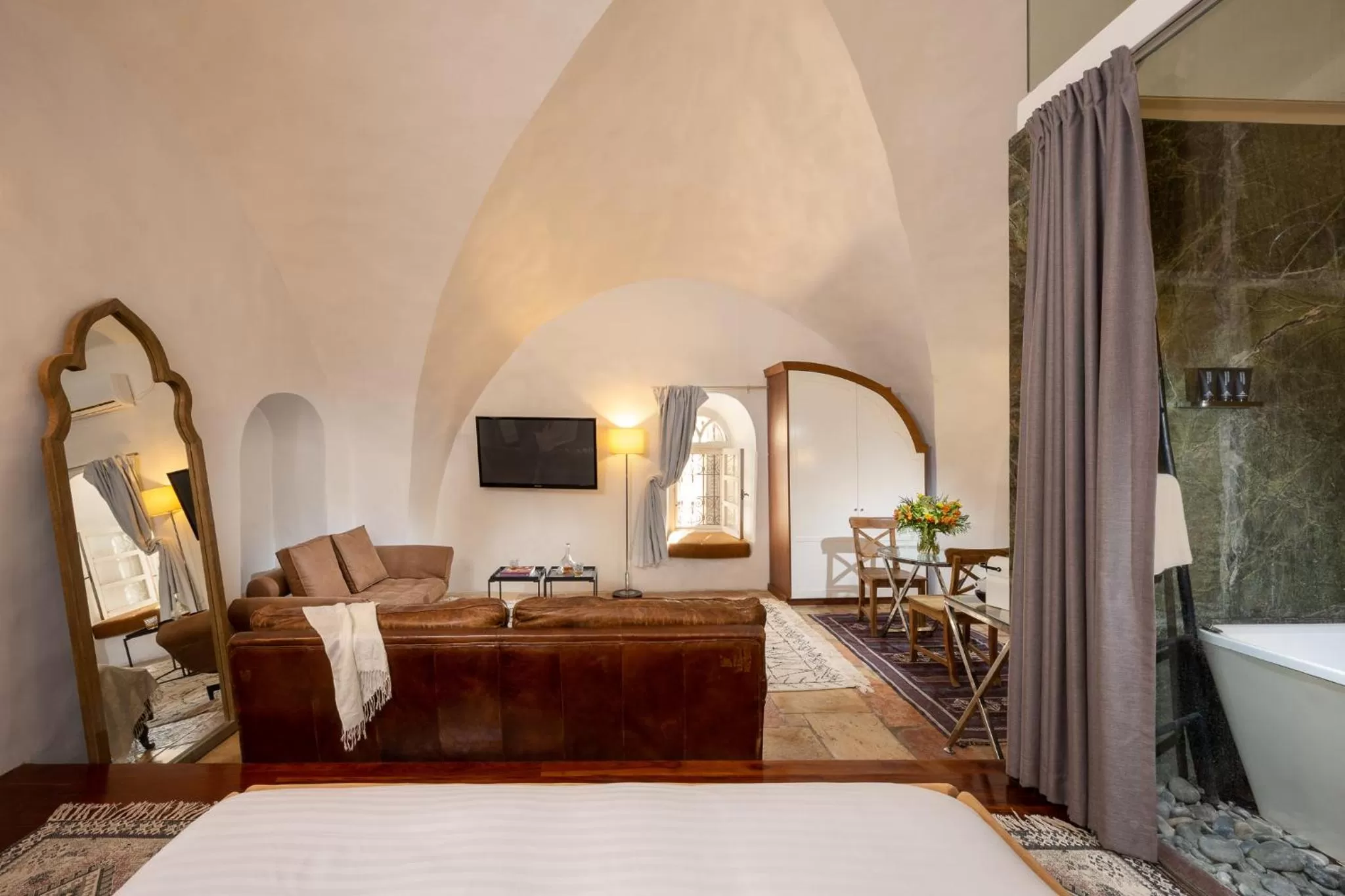 Living room, Bed in Alegra Boutique Hotel