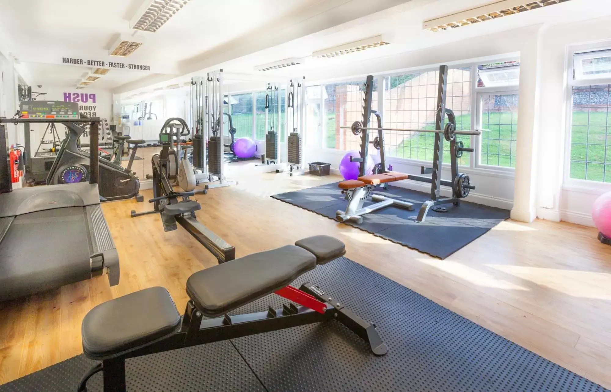 Sauna, Fitness Center/Facilities in De Rougemont Manor