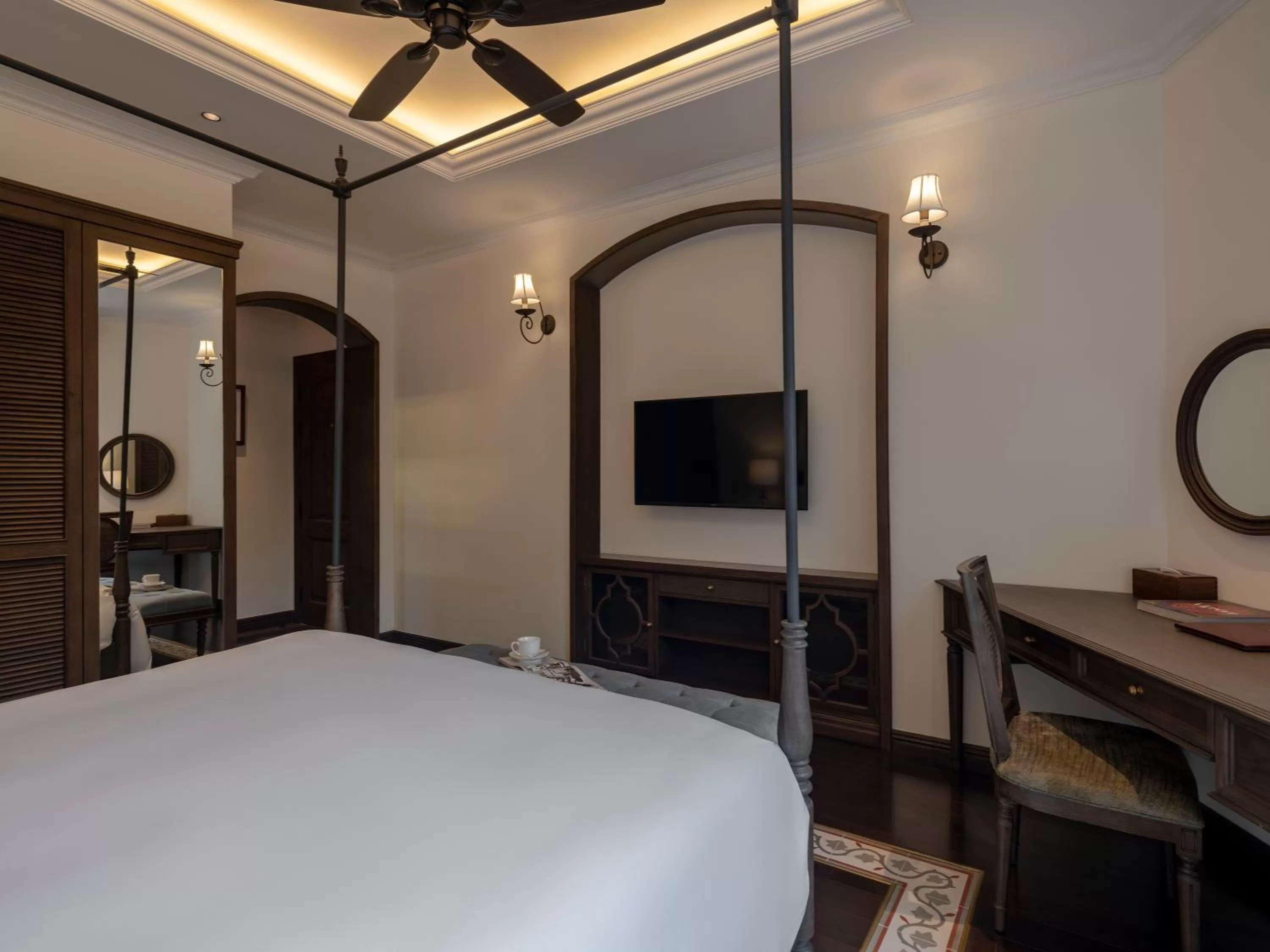 Communal lounge/ TV room, Bed in De Syloia Hotel