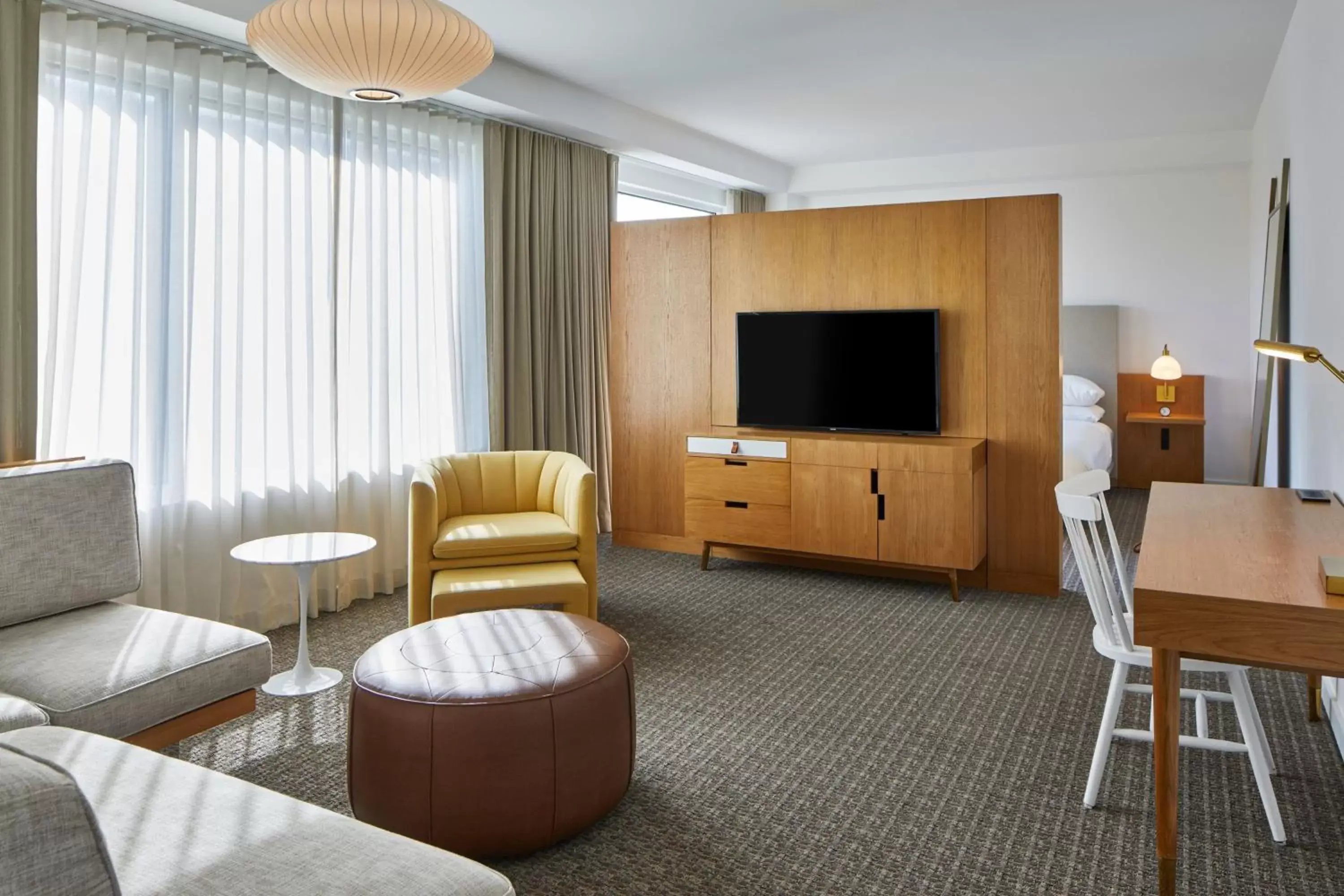 Living room, Seating Area in The Sarasota Modern, a Tribute Portfolio Hotel