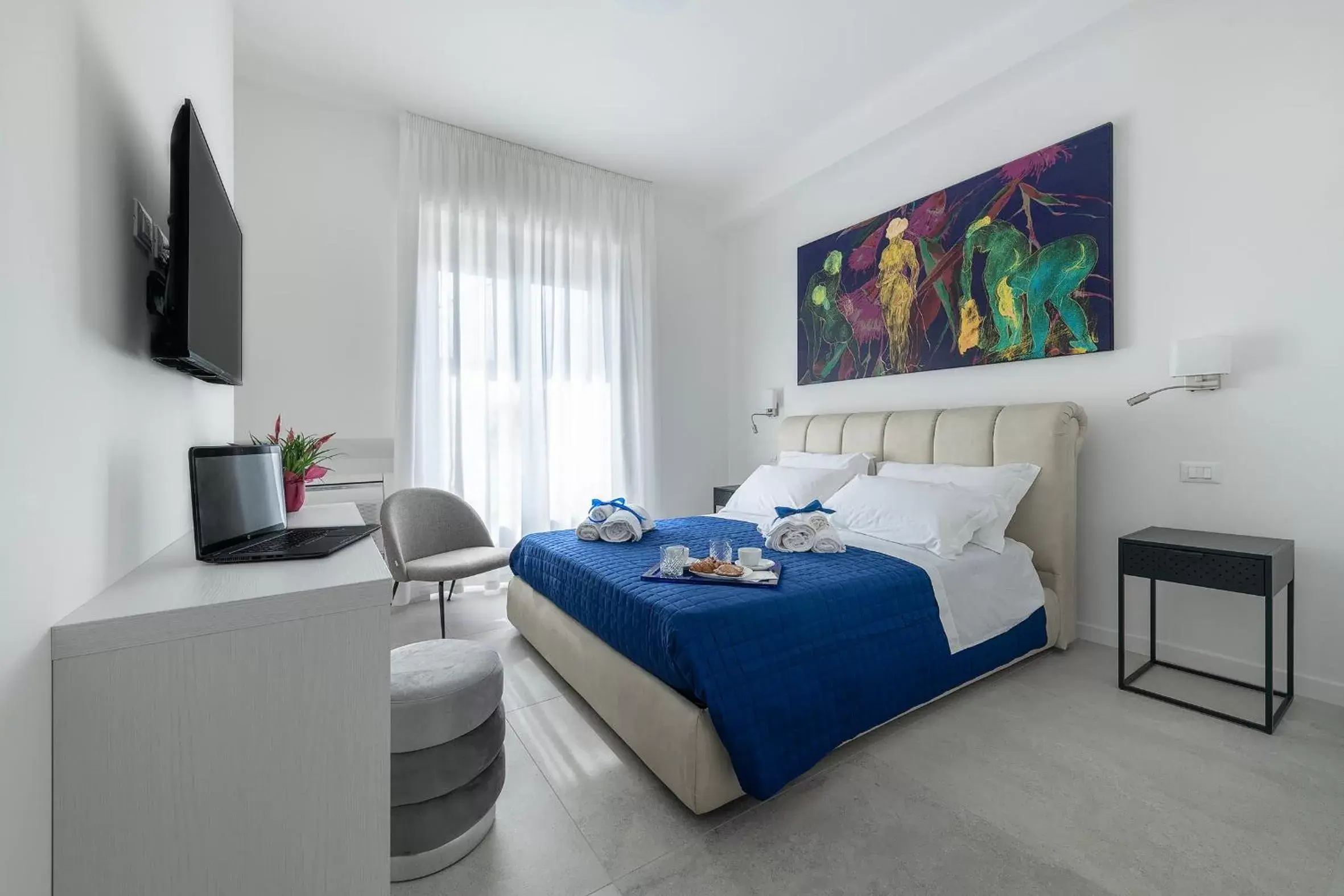 Bed in Azzurra Aparthotel