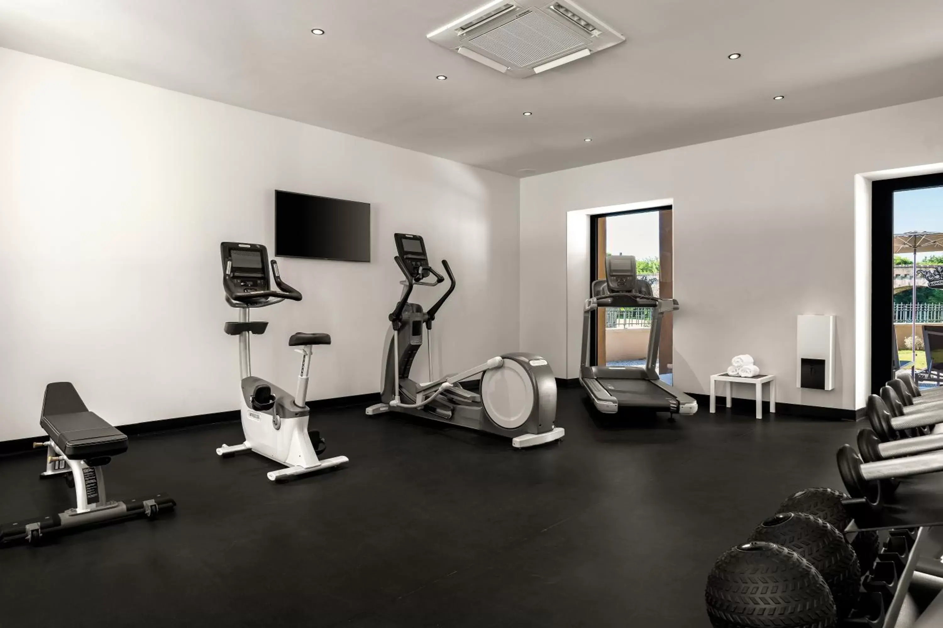 Fitness centre/facilities, Fitness Center/Facilities in Hotel du Roi & Spa by SOWELL COLLECTION