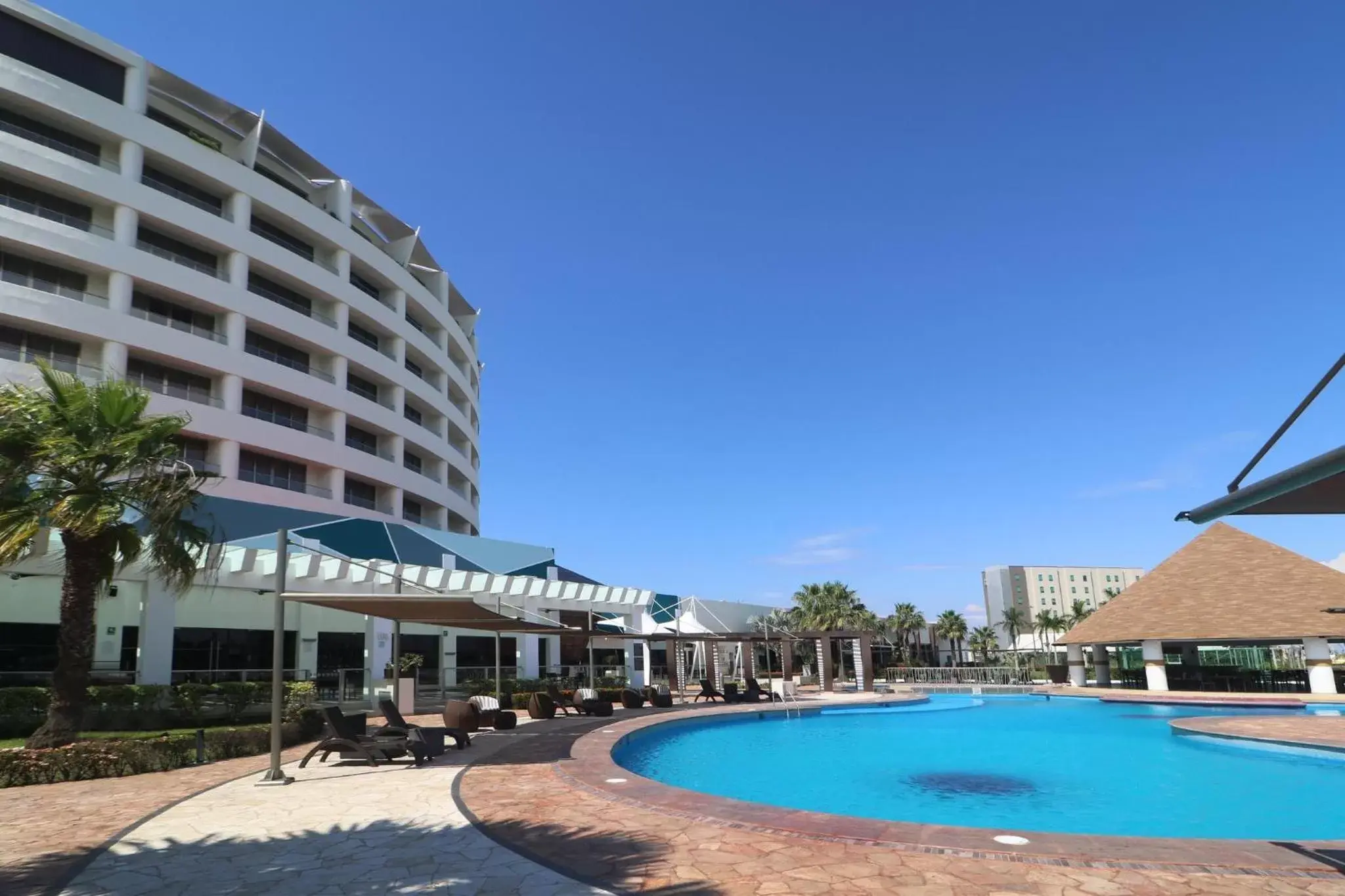 Swimming Pool in Holiday Inn Tuxpan - Convention Center, an IHG Hotel