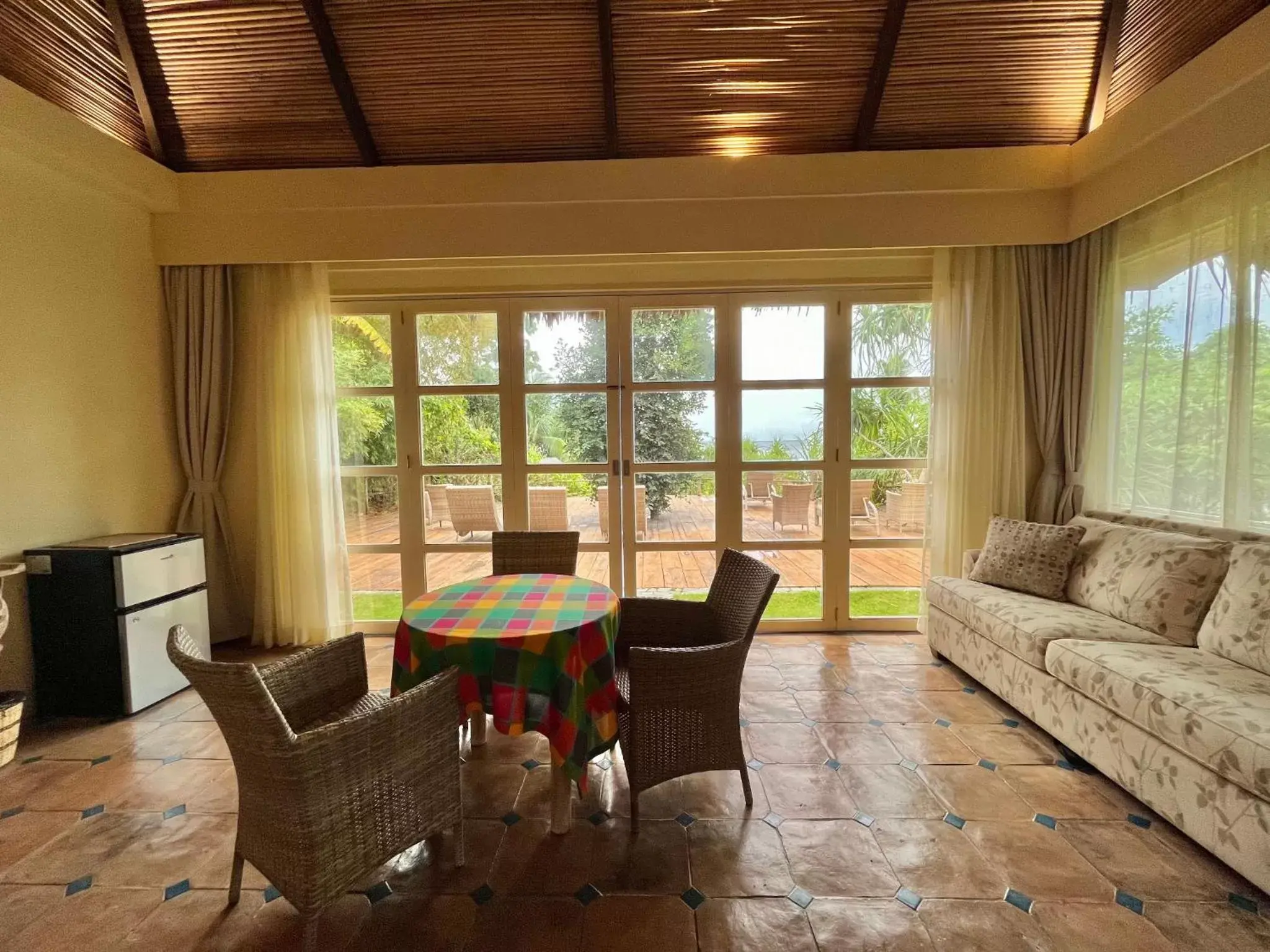 Dining Area in Coco Grove Beach Resort, Siquijor Island