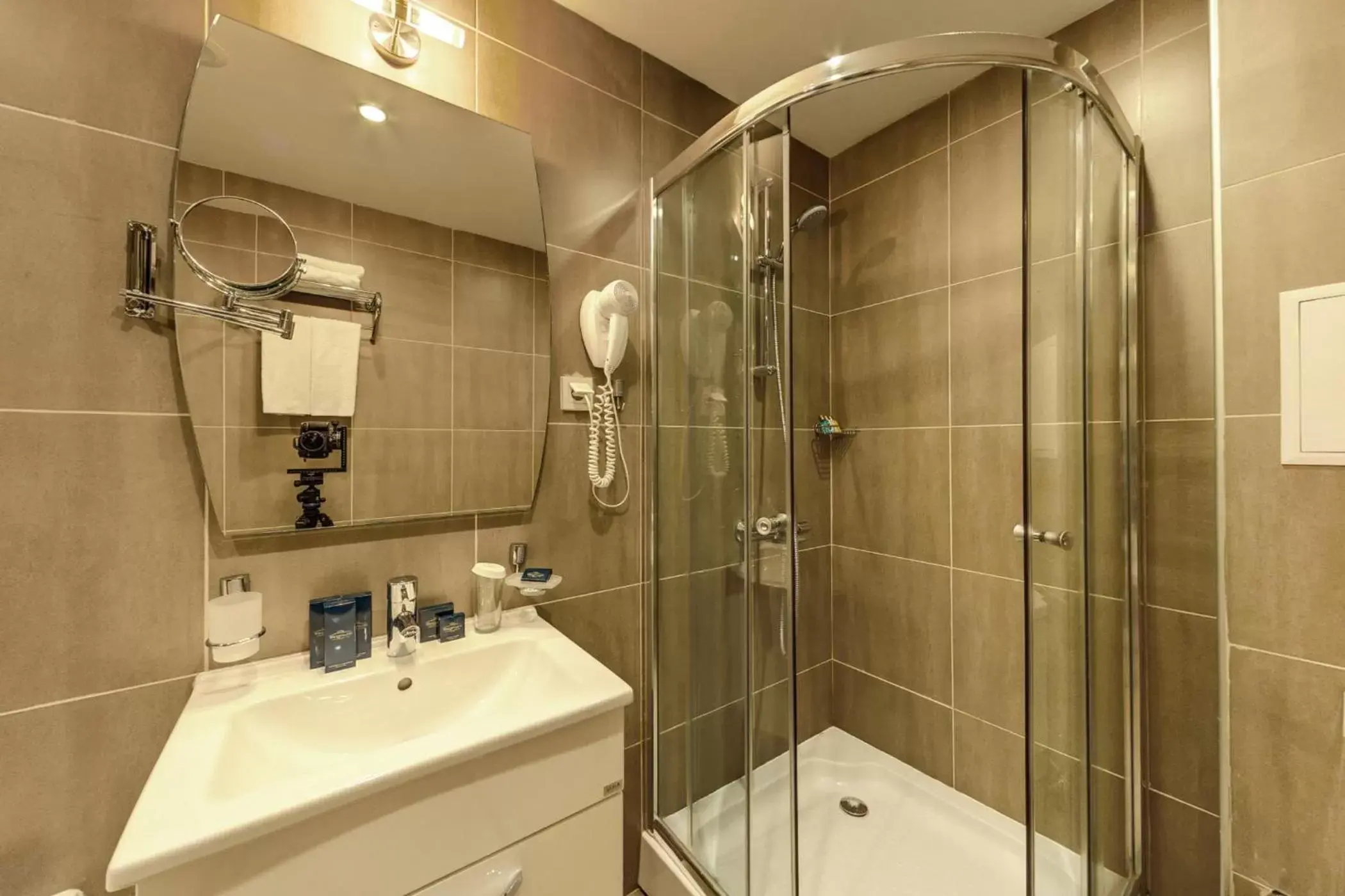 Shower, Bathroom in Regnum Bansko Ski Hotel & SPA
