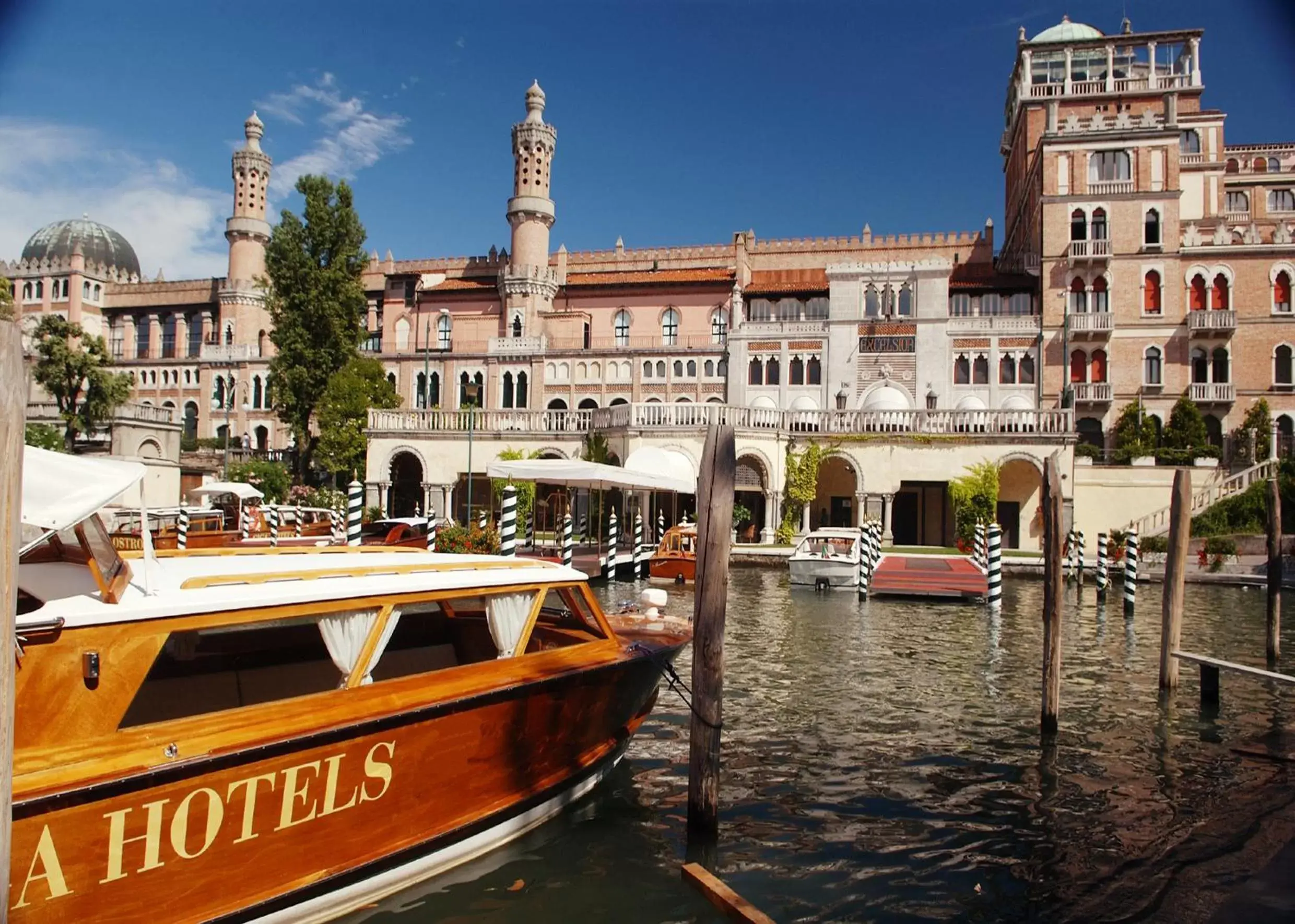 Property building in Hotel Excelsior Venice