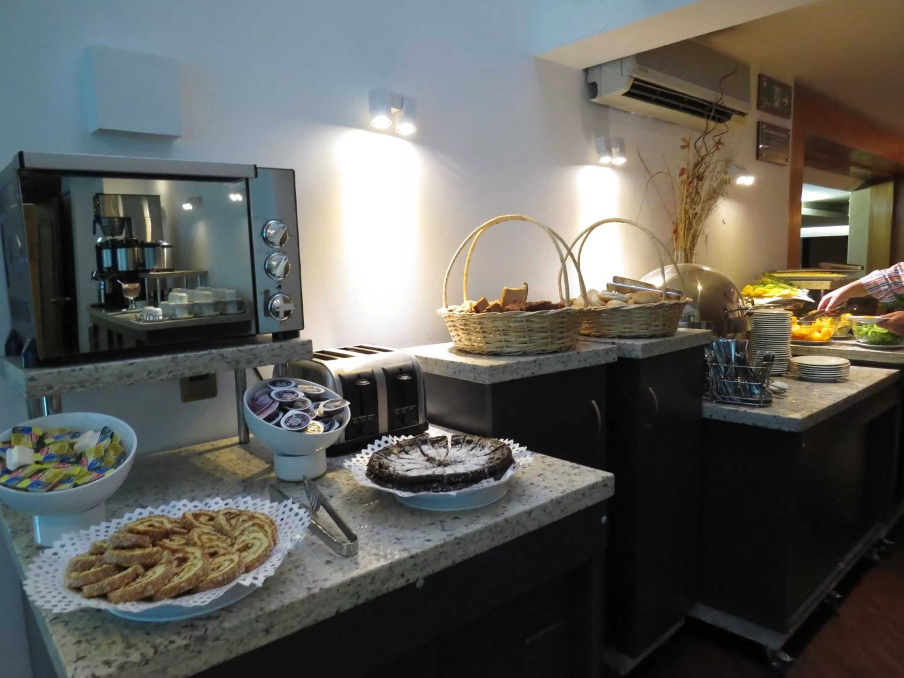 American breakfast in Hotel Diego de Velazquez