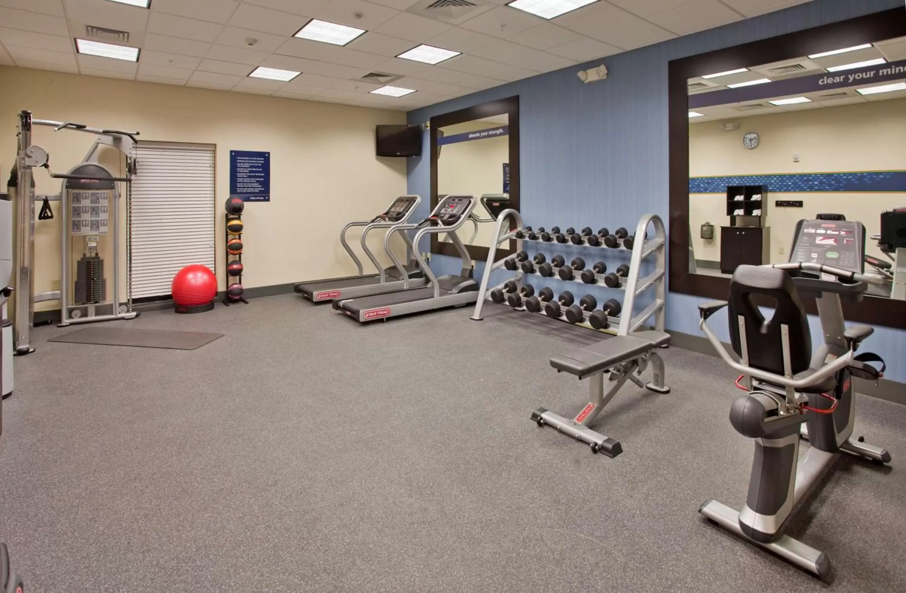 Fitness centre/facilities, Fitness Center/Facilities in Hampton Inn Dahlgren