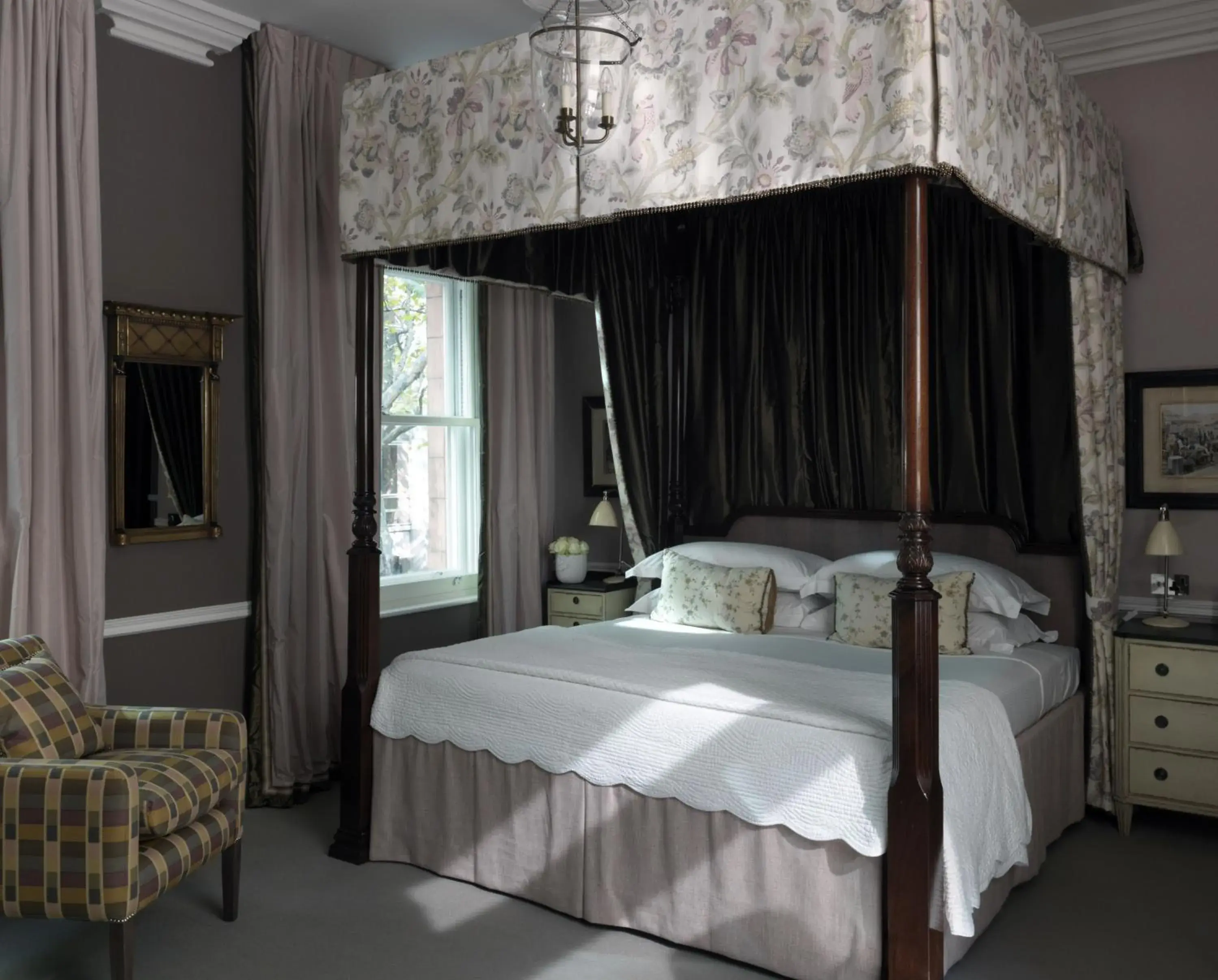 Bed in Covent Garden Hotel, Firmdale Hotels