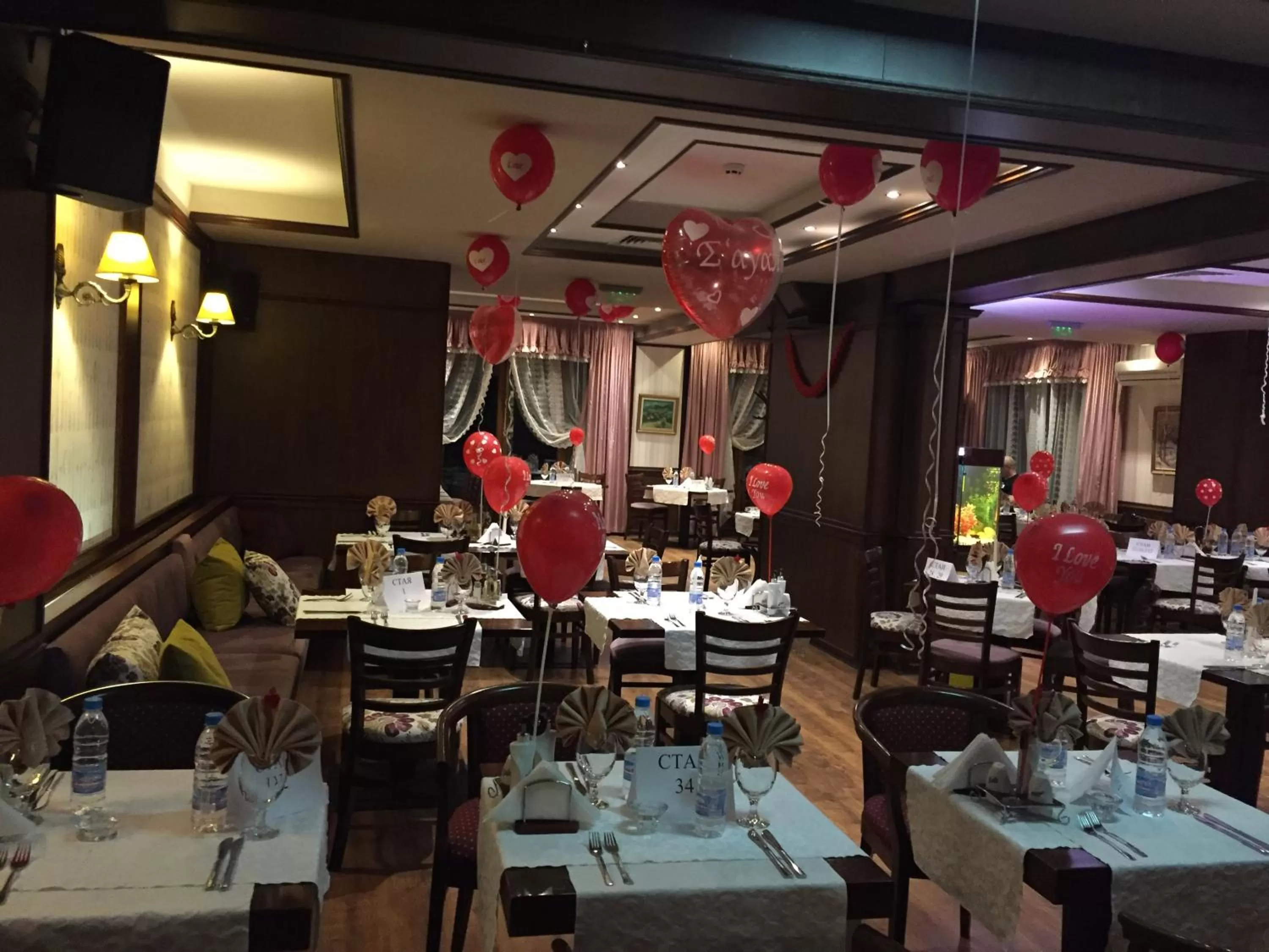 Restaurant/places to eat in Chateau Montagne Hotel Troyan