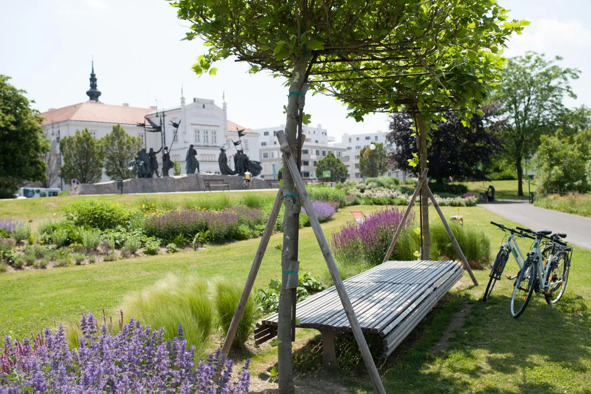 Cycling, Garden in Best Western Hotel Tulln