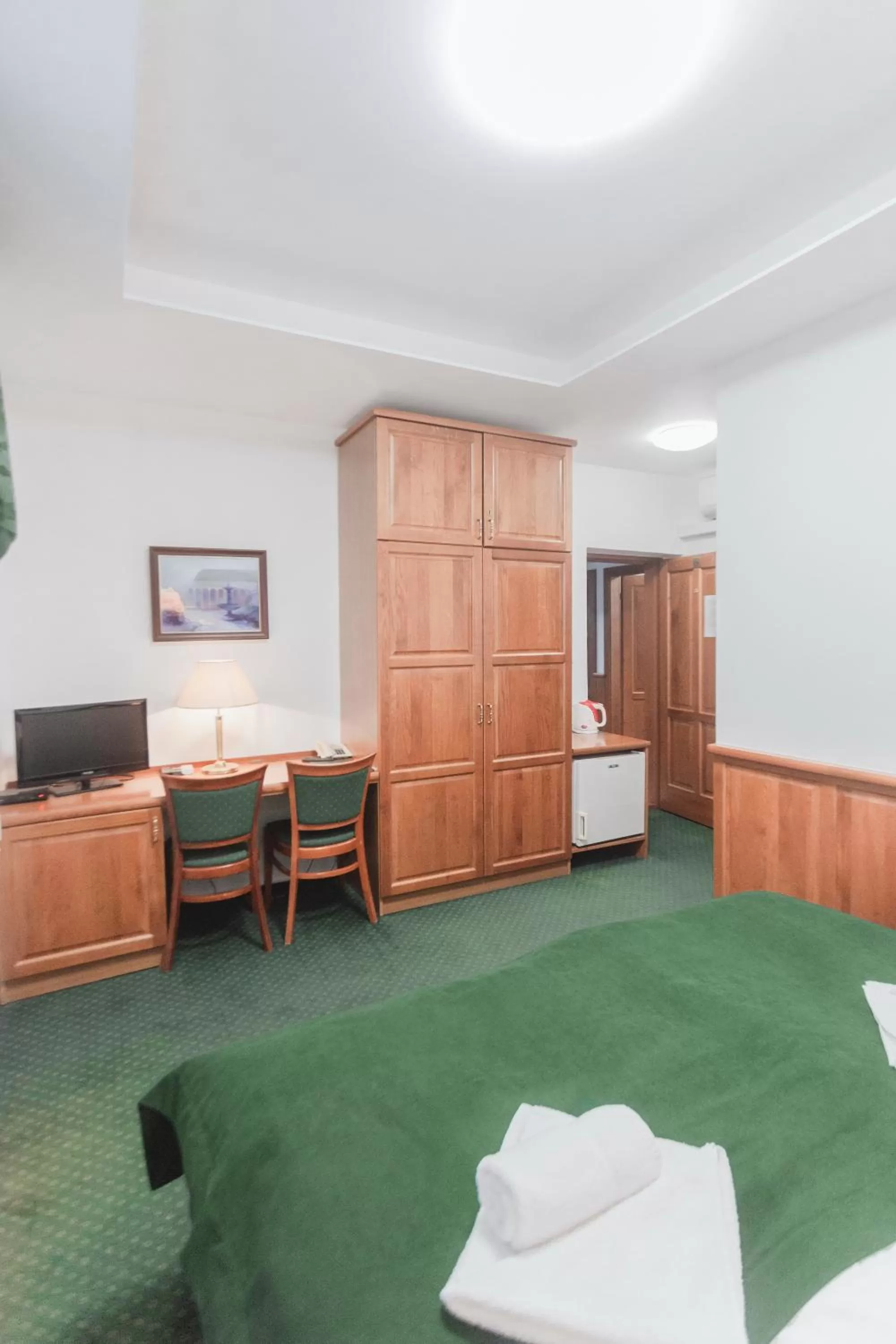 TV and multimedia in Hotel Peko