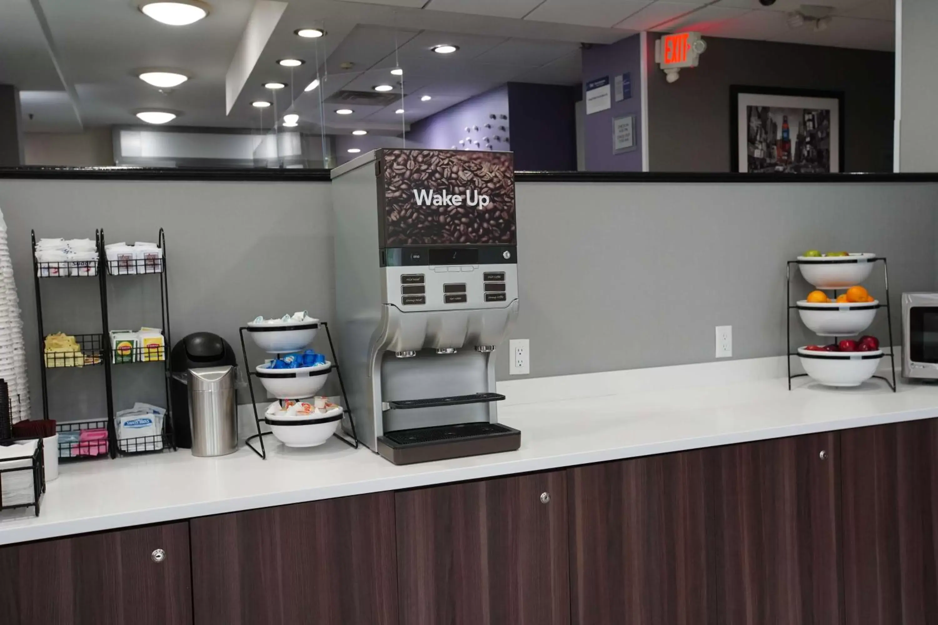 Restaurant/places to eat in Best Western Paramus Hotel & Suites Restaurant/places to eat in Best Western Paramus Hotel & Suites