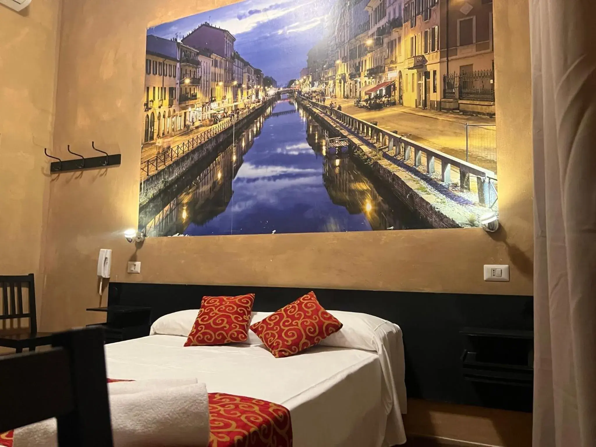 Bed in Albergo Corvetto Corso Lodi