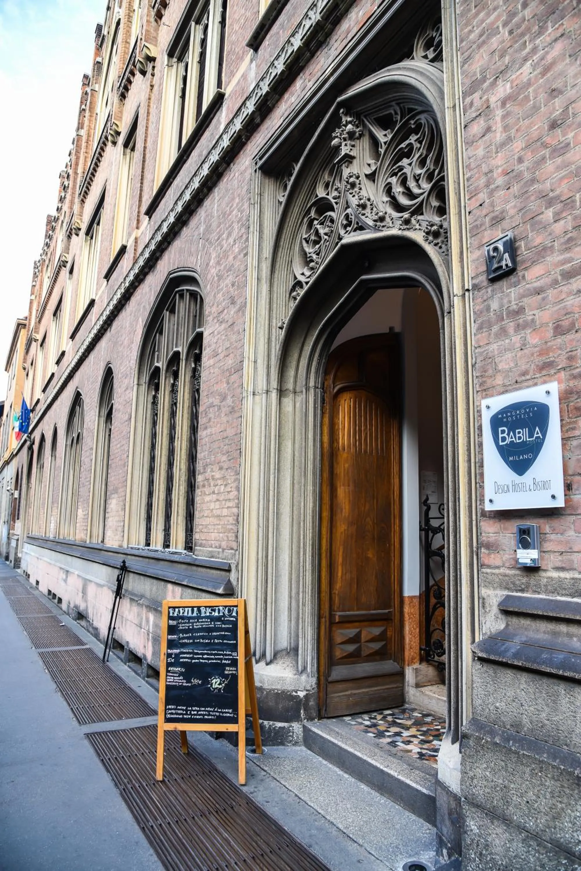 Babila Hostel & Bistrot