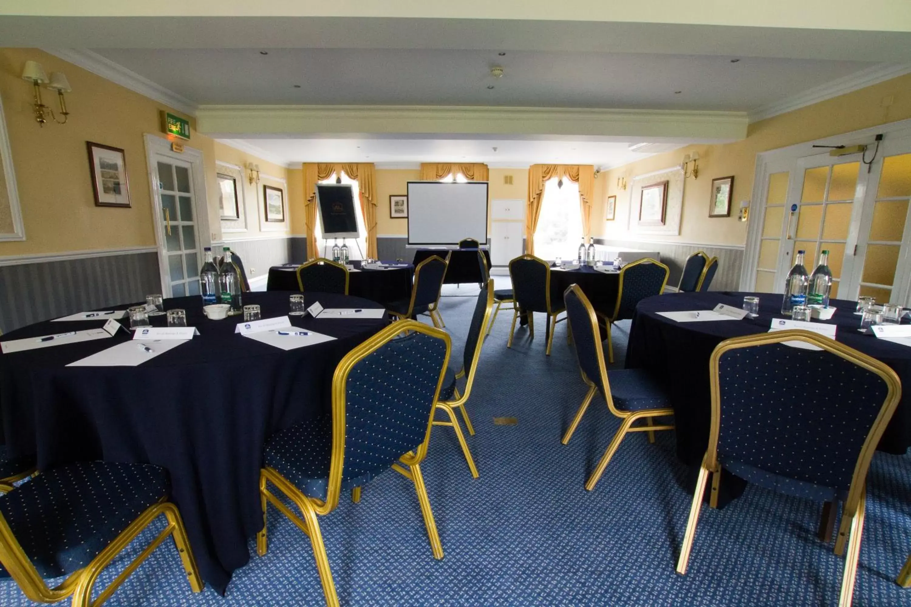 Meeting/conference room, Restaurant/Places to Eat in Best Western Plus West Retford Hotel