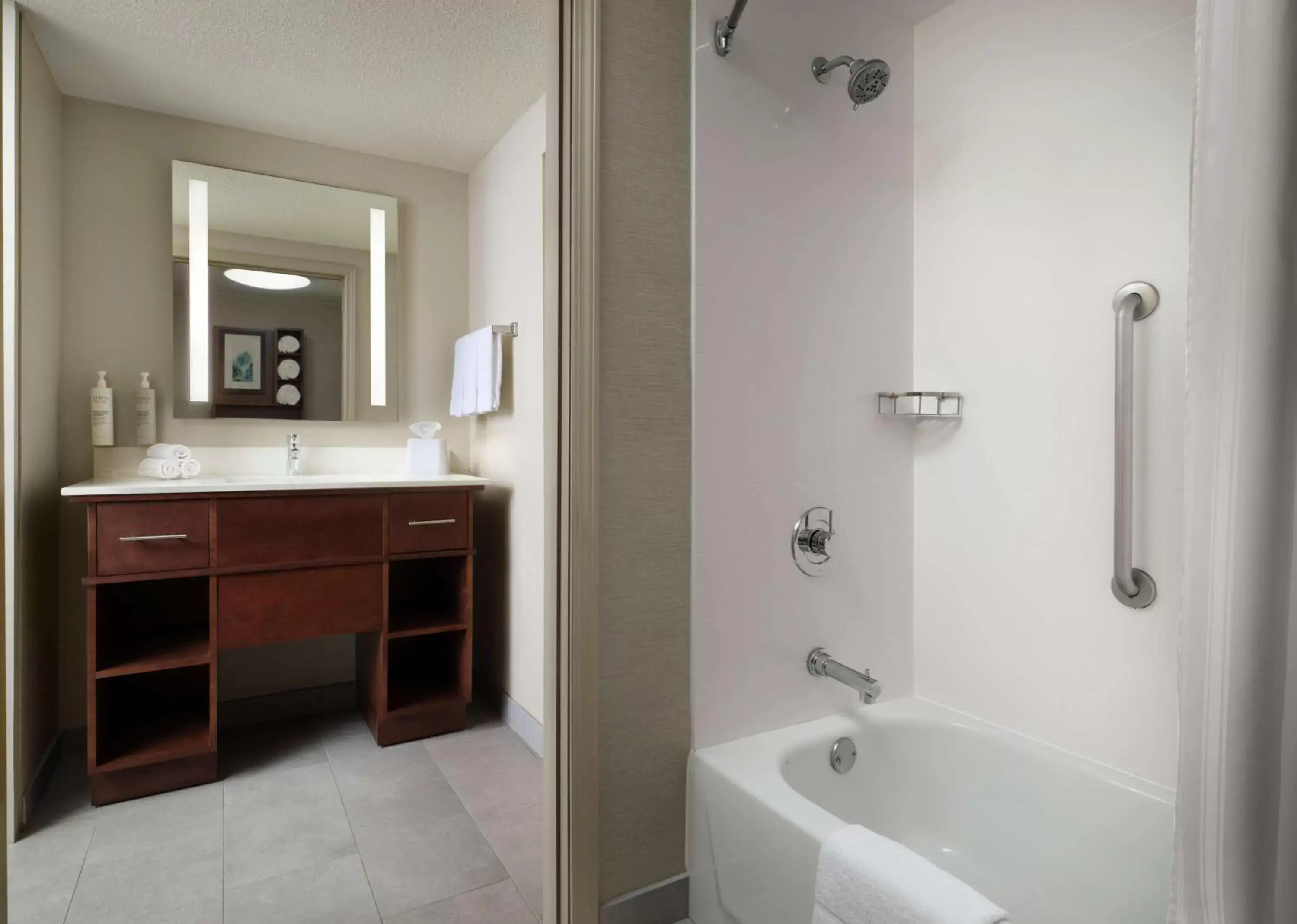Bathroom in Homewood Suites by Hilton Somerset