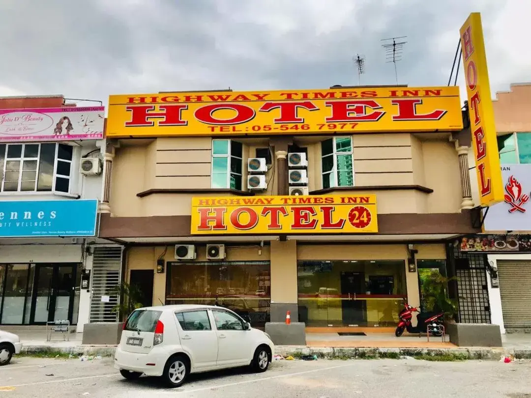 Property Building in Highway Times Inn Hotel