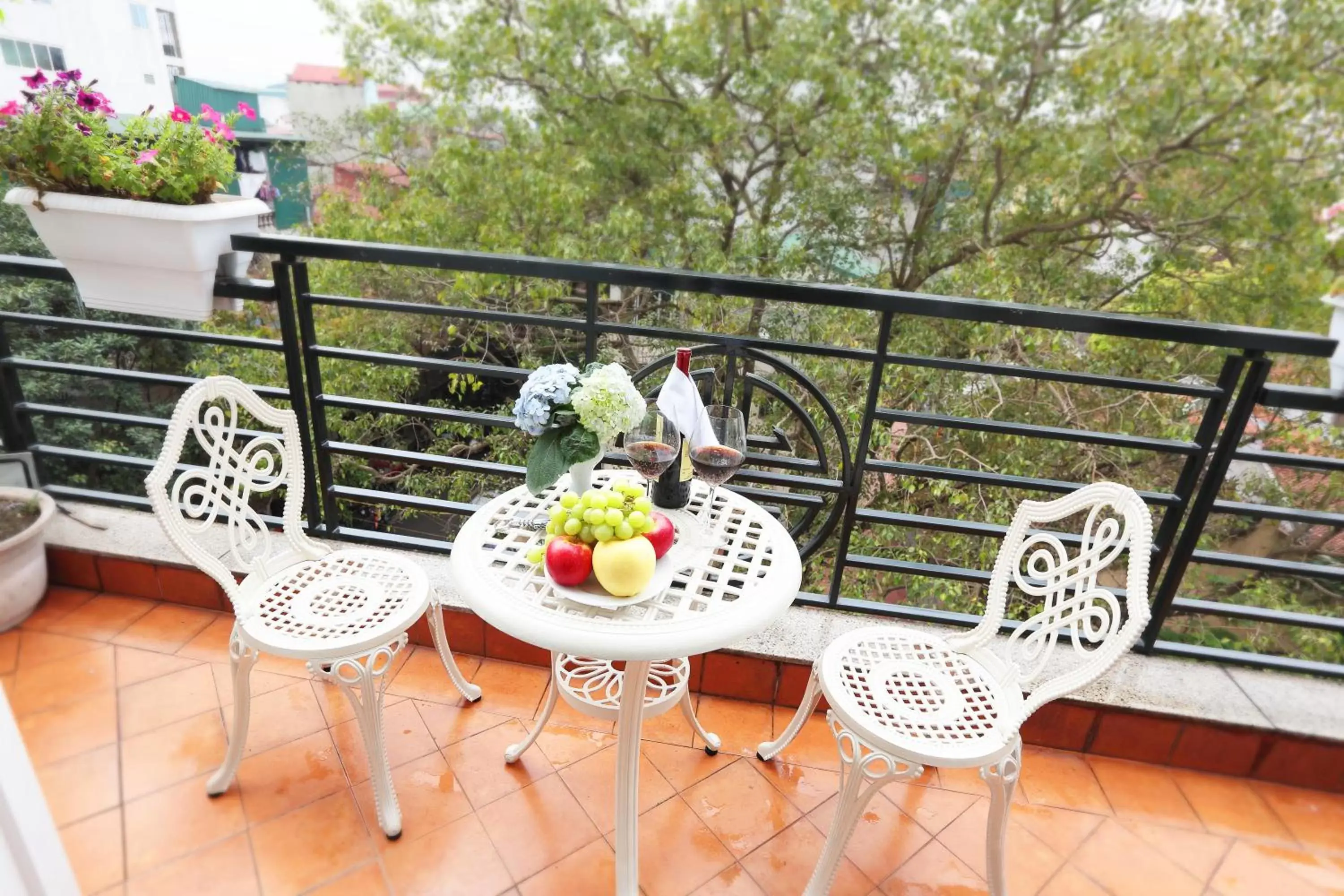 View (from property/room), Balcony/Terrace in Hanoi Siva Luxury Hotel & Travel