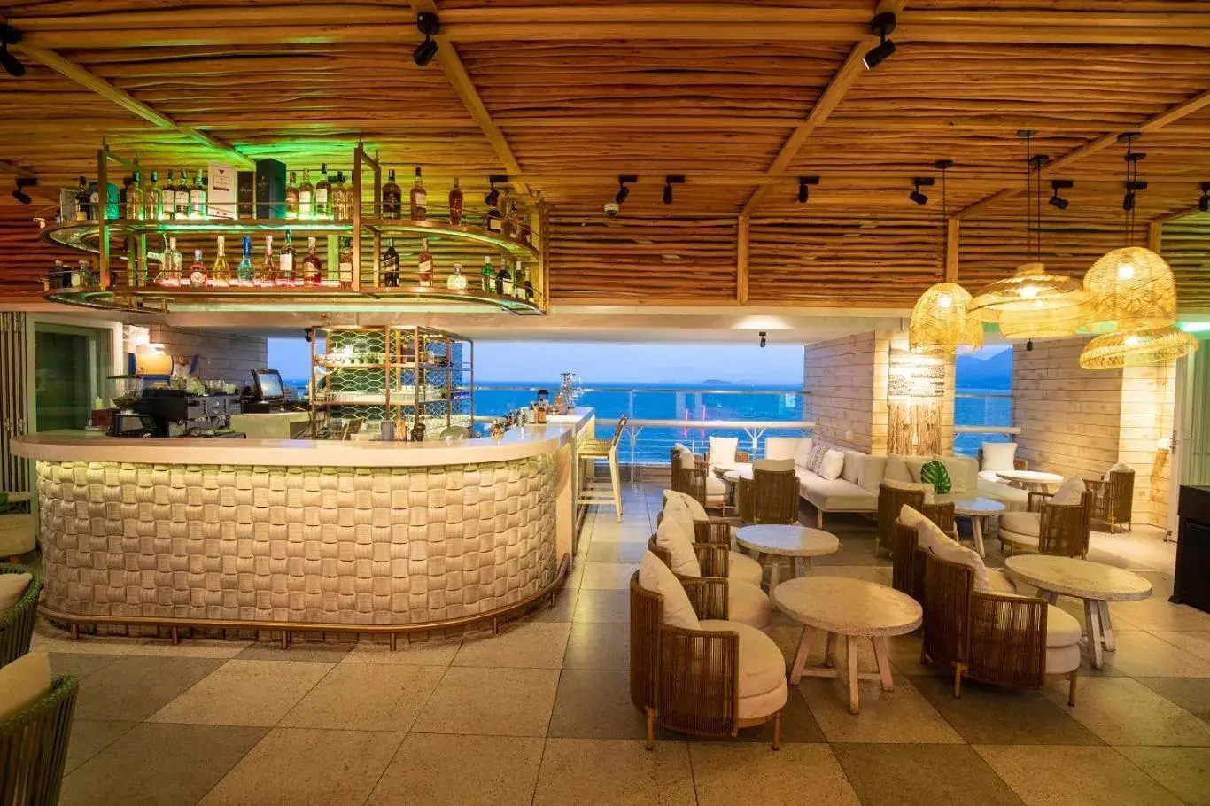 Lounge/Bar in Saigon Quy Nhon Hotel