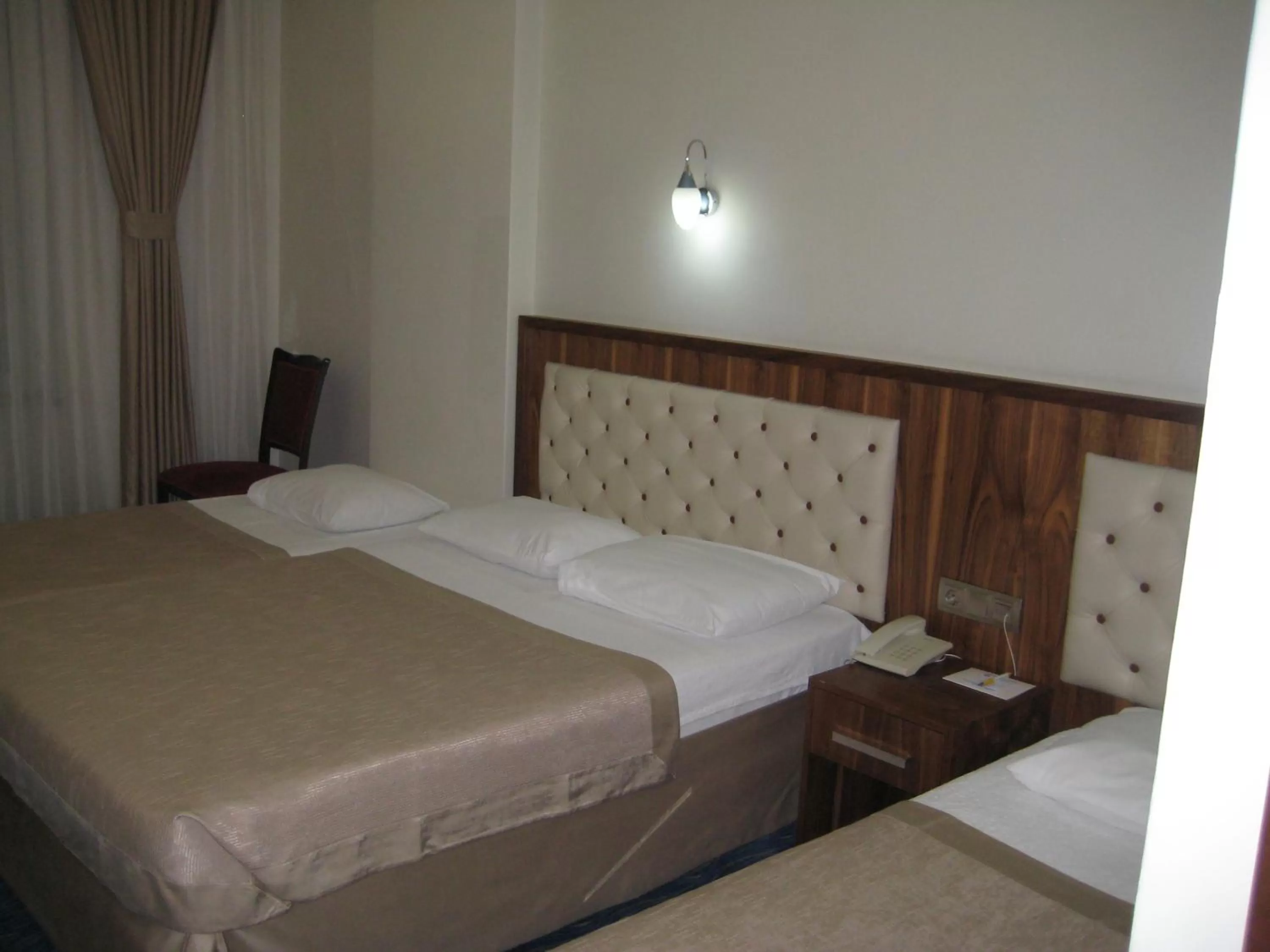Bedroom, Bed in Miroglu Hotel