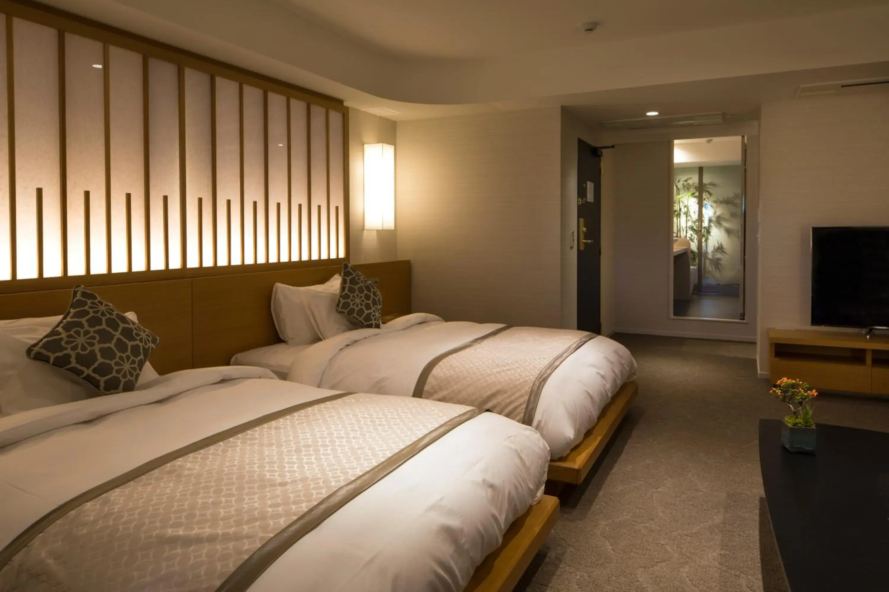 Photo of the whole room, Bed in Riverte Kyoto Kamogawa