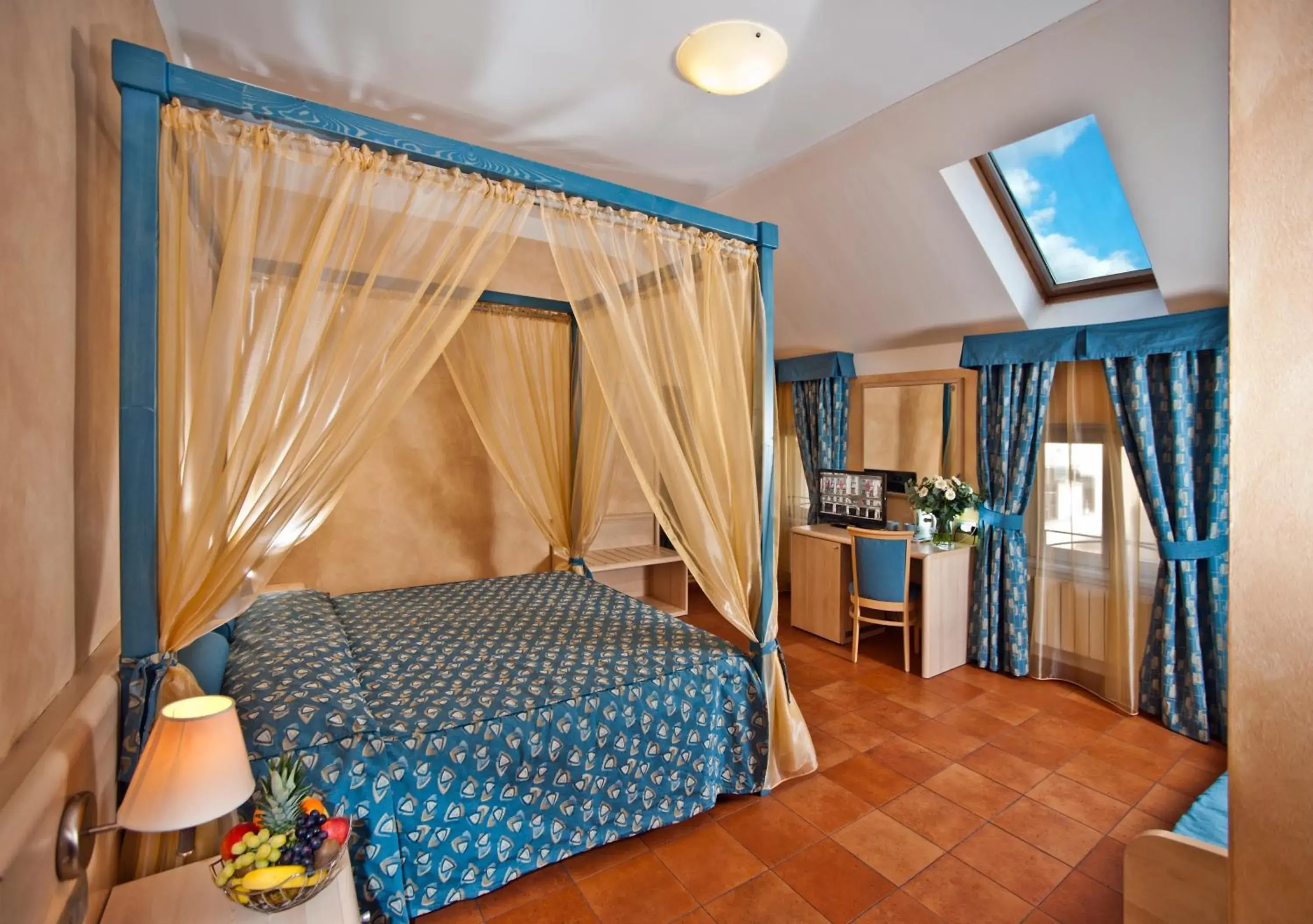 Bedroom, Bed in Hotel Caesar Prague