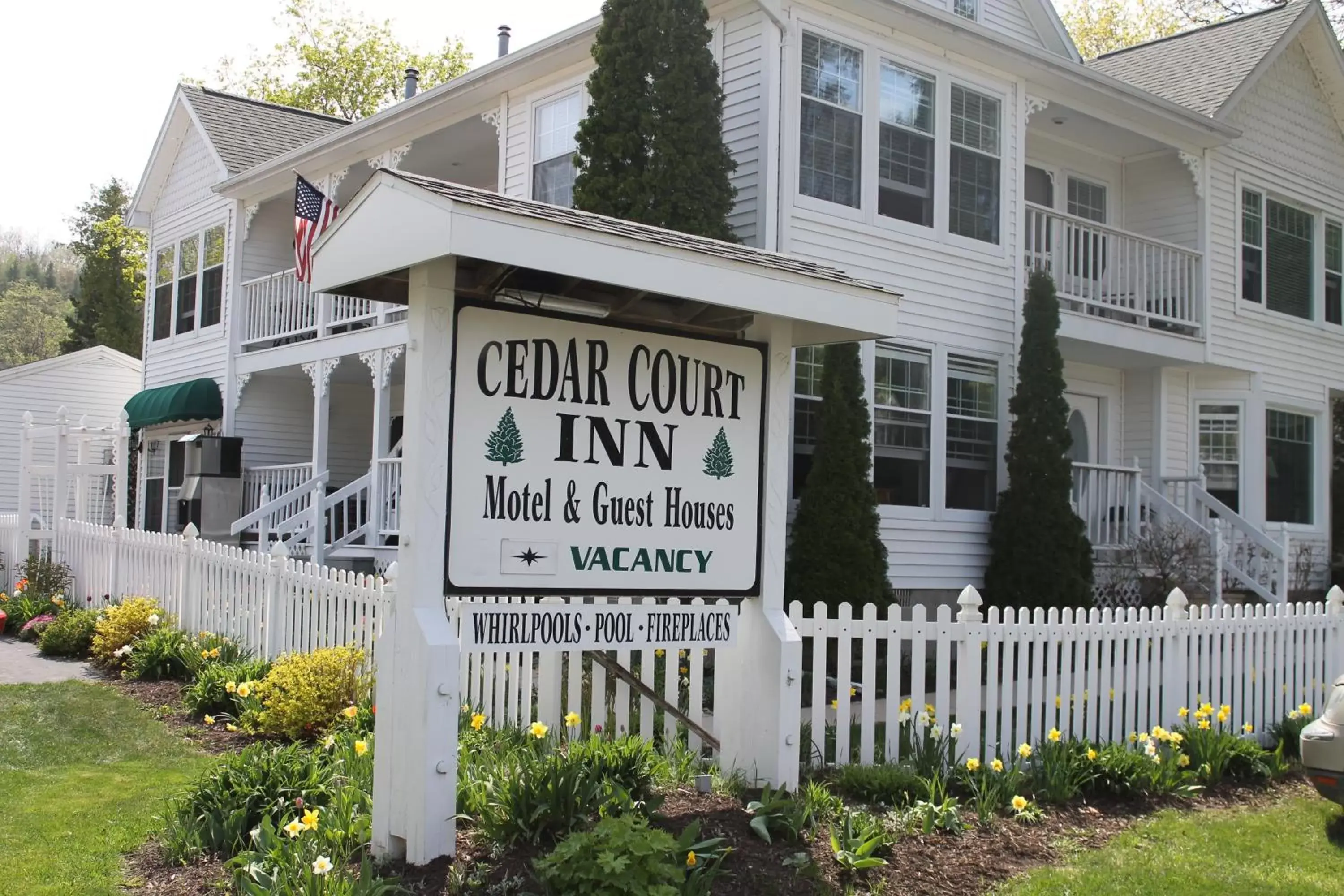 Cedar Court Inn