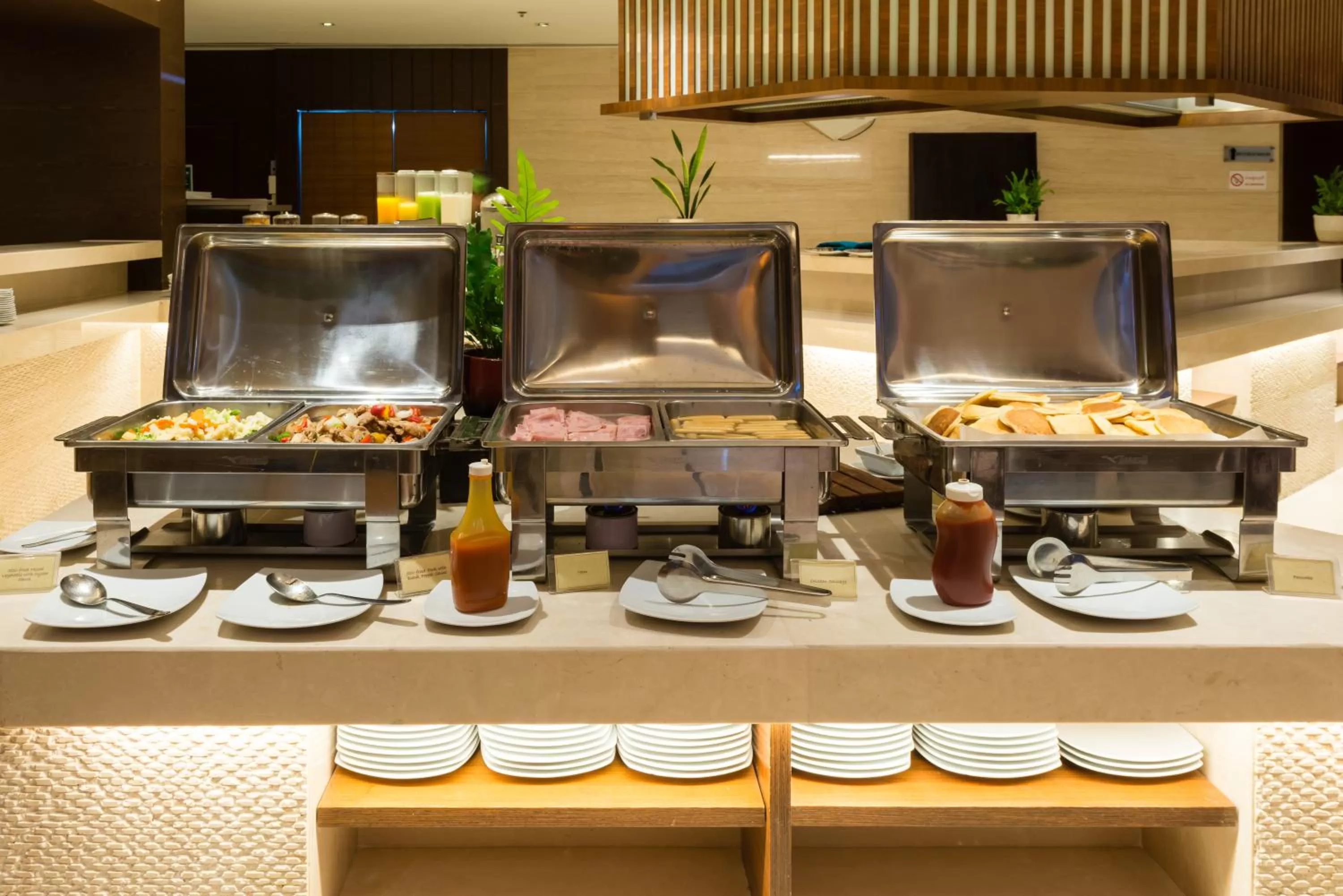 Buffet breakfast in Jasmine Resort Bangkok