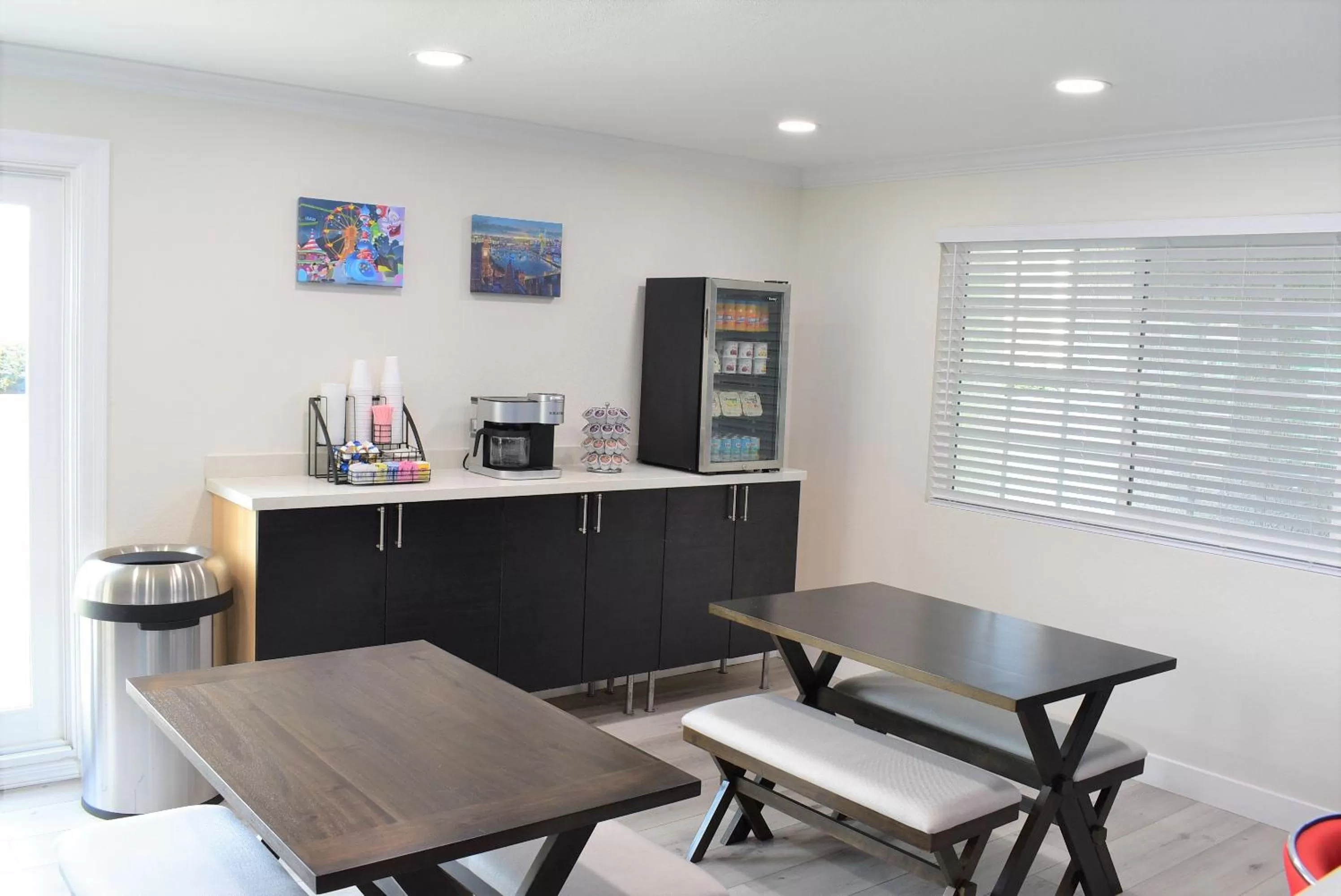 Breakfast in Signature Anaheim Maingate