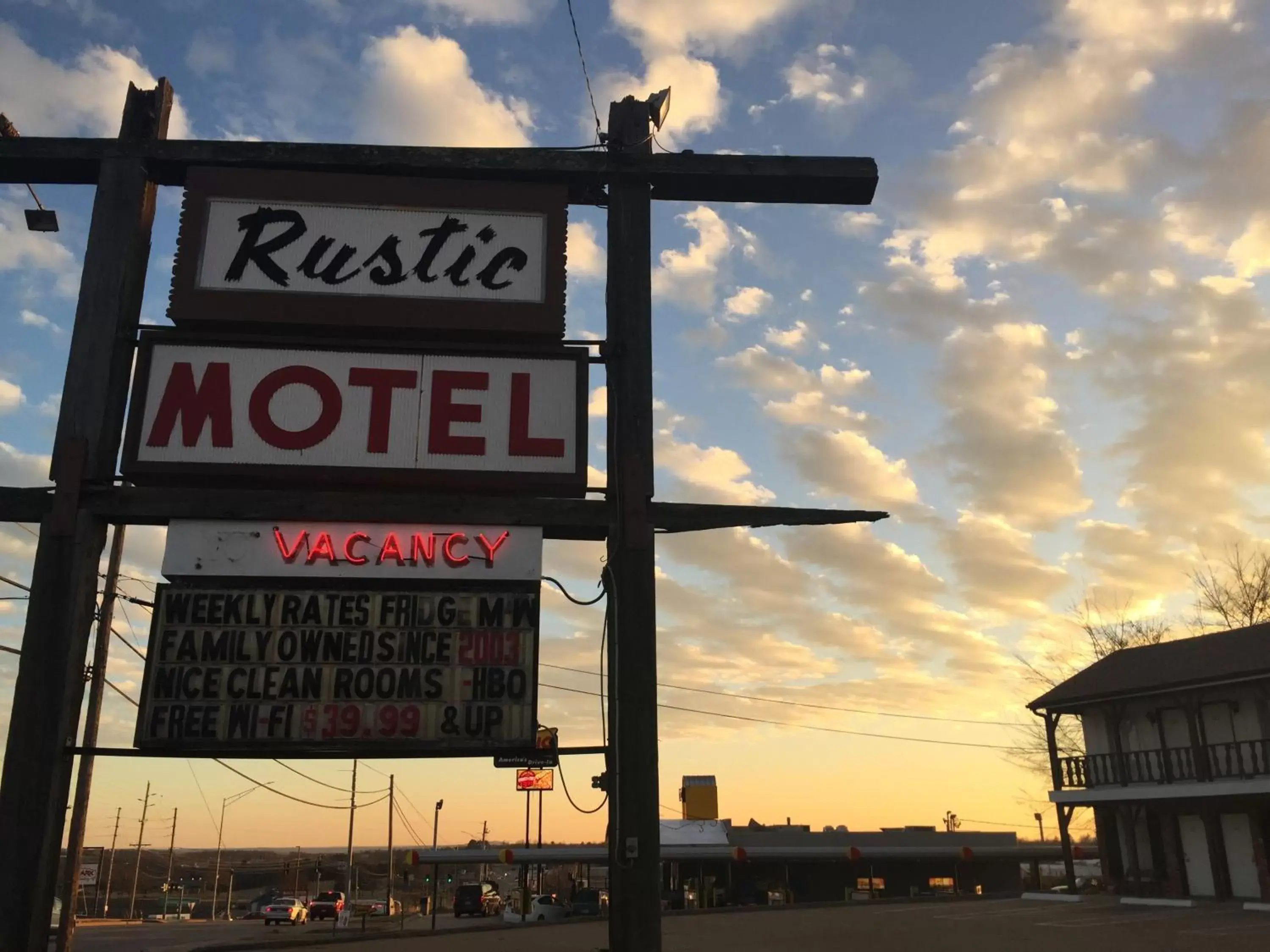 Property Building in Rustic Motel Rolla