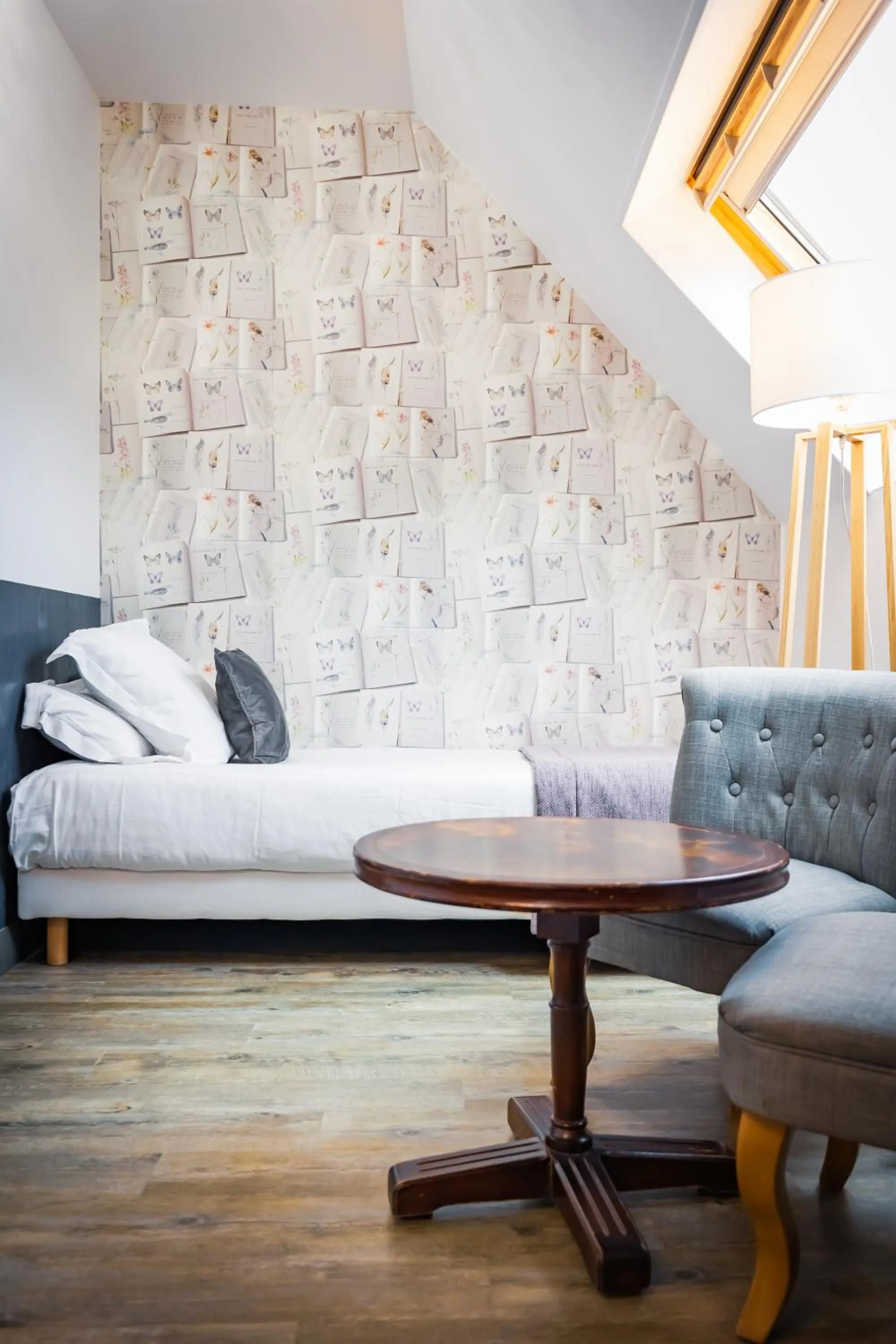 Bed in Grand Hôtel du Luxembourg & Spa