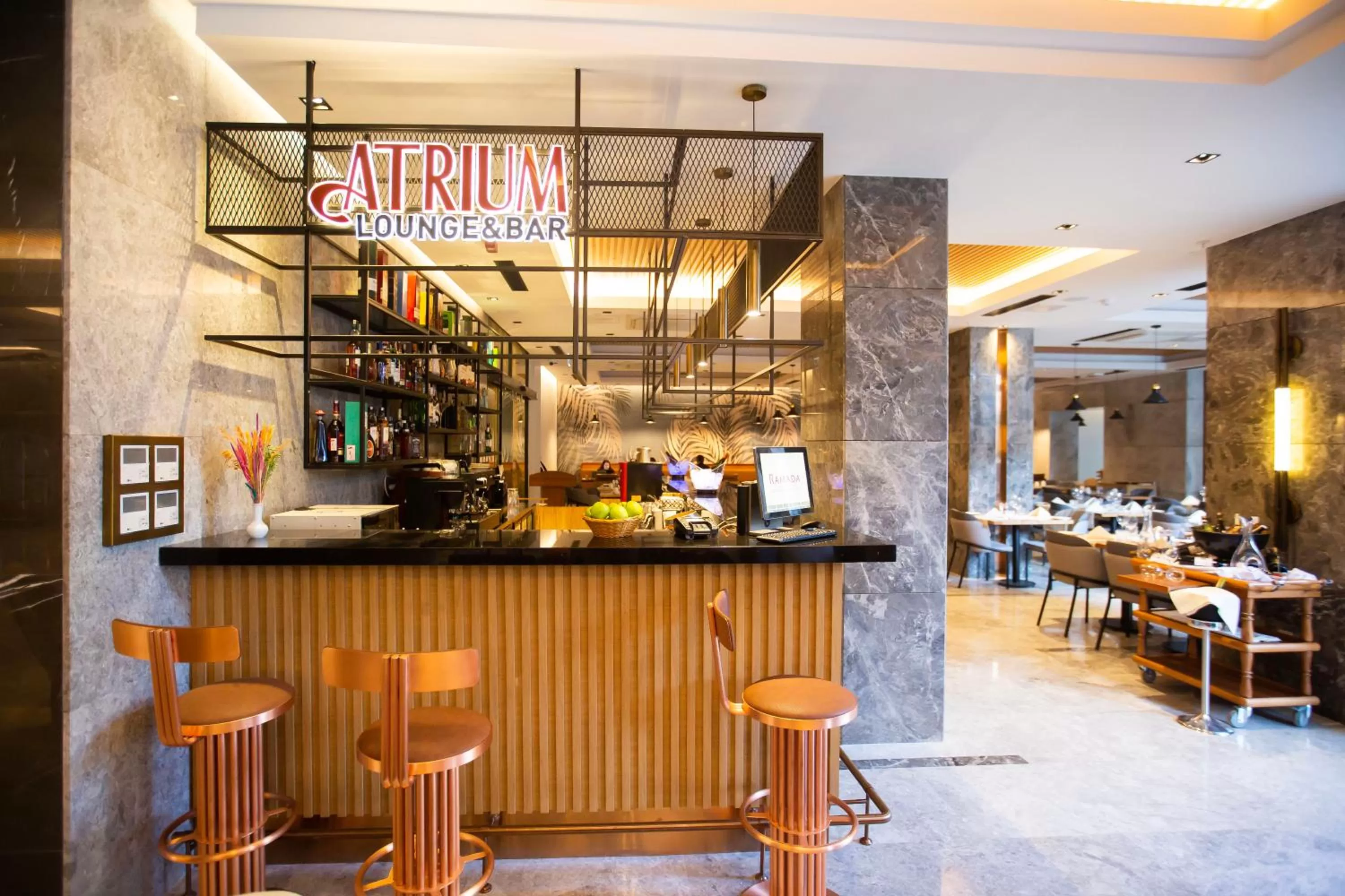 Lounge or bar in Ramada Plaza Sultanahmet