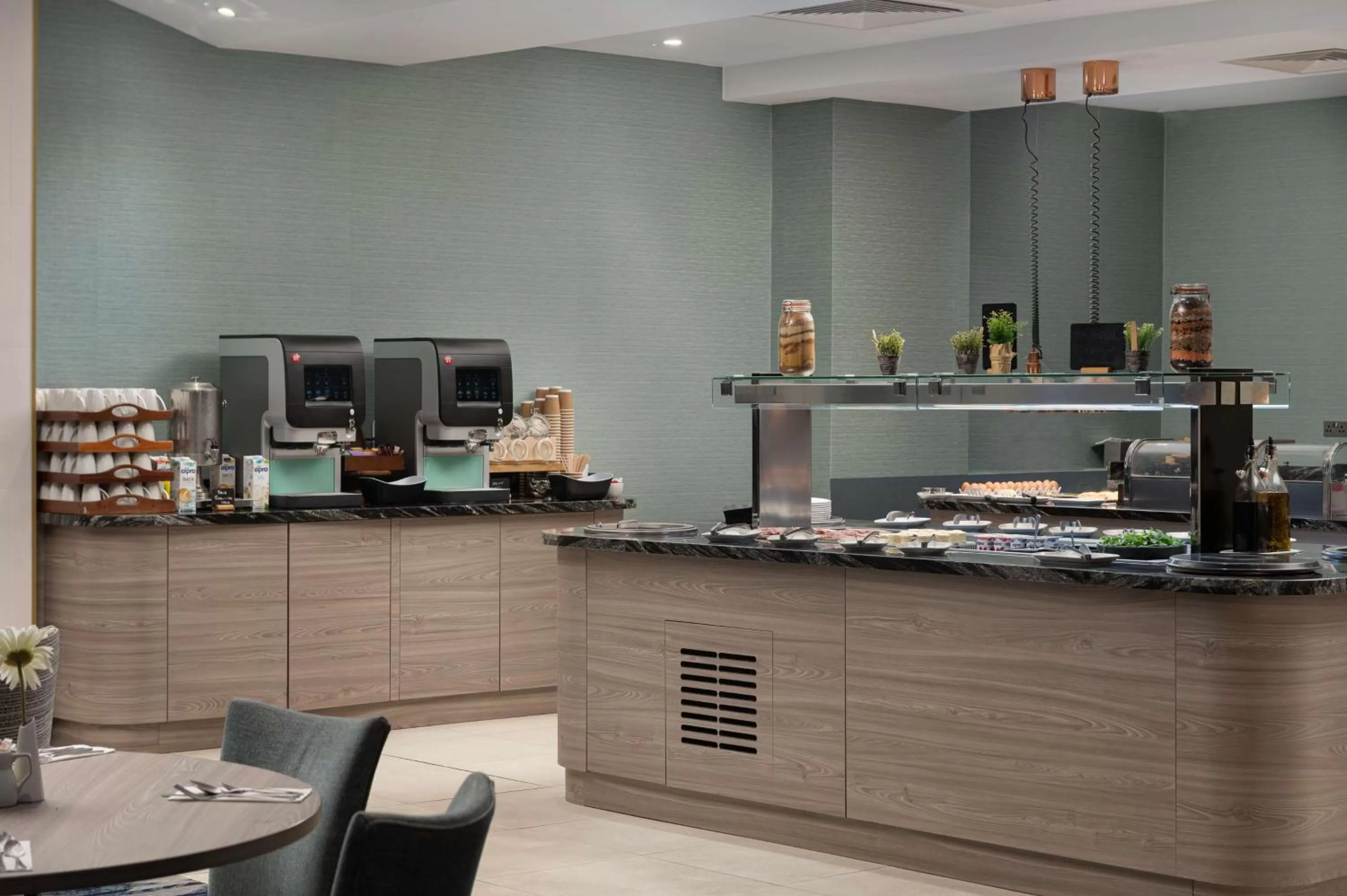 Breakfast in Hilton London Gatwick Airport