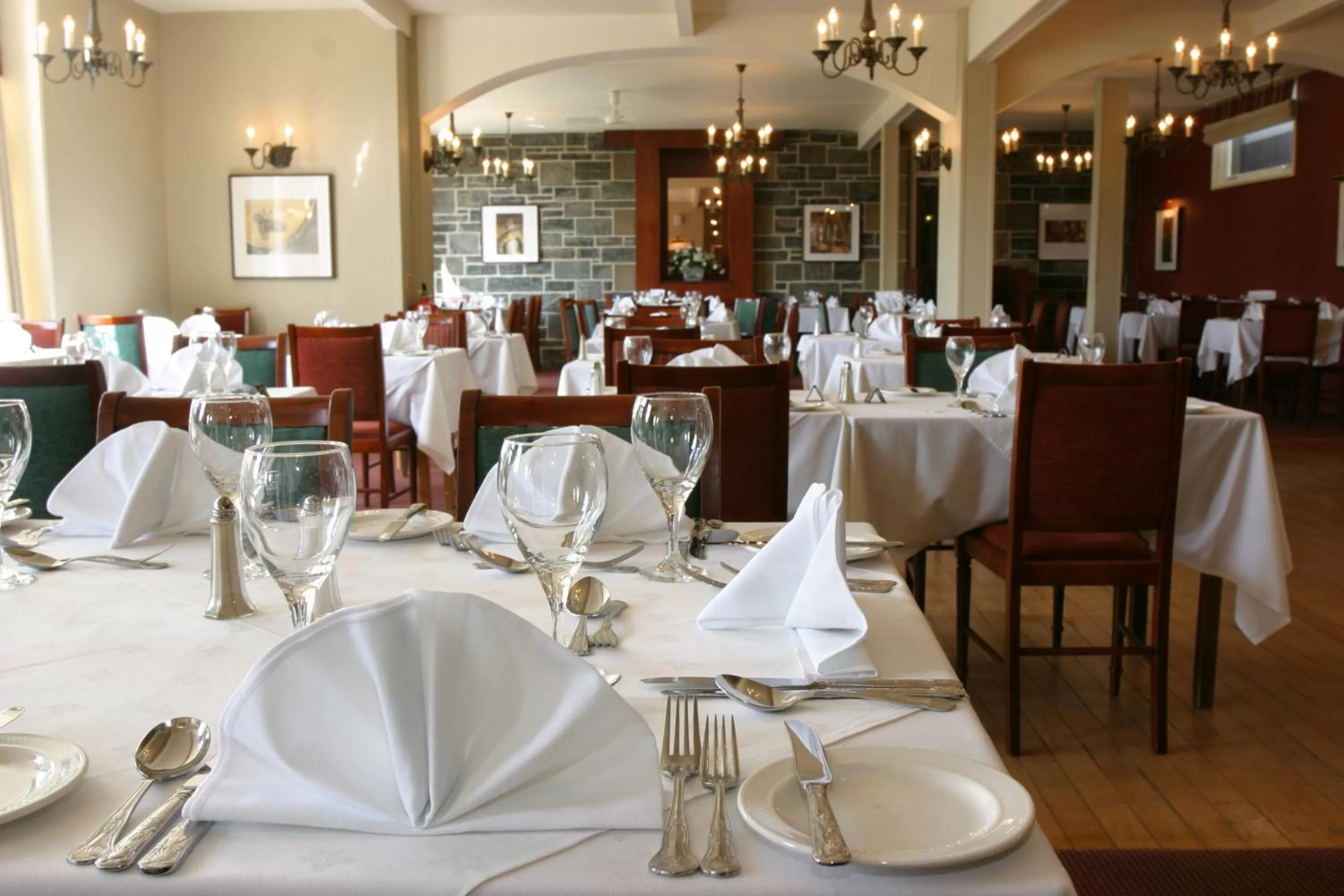 Restaurant/places to eat in Craiglynne Hotel