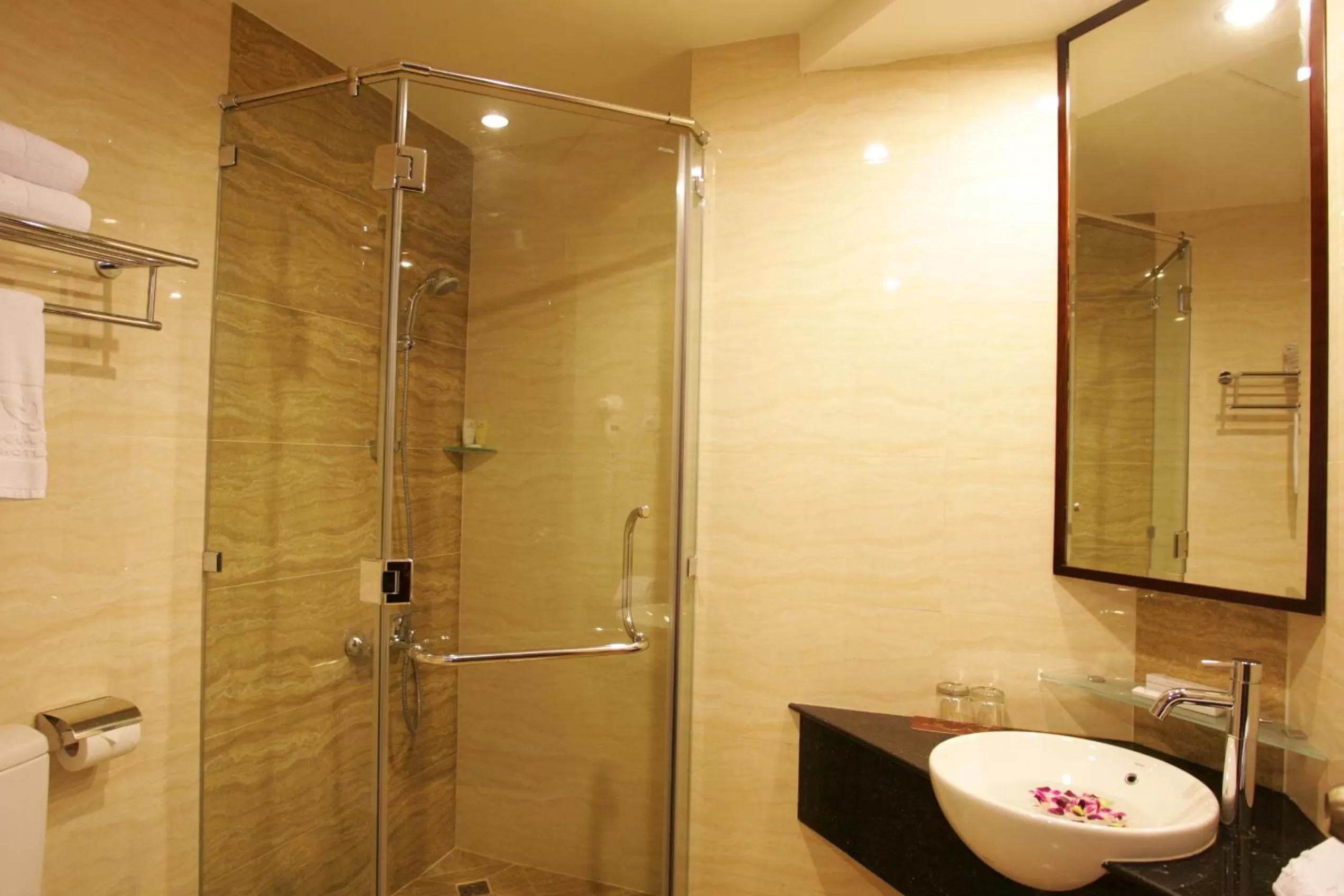 Bathroom in Sanouva Saigon Hotel