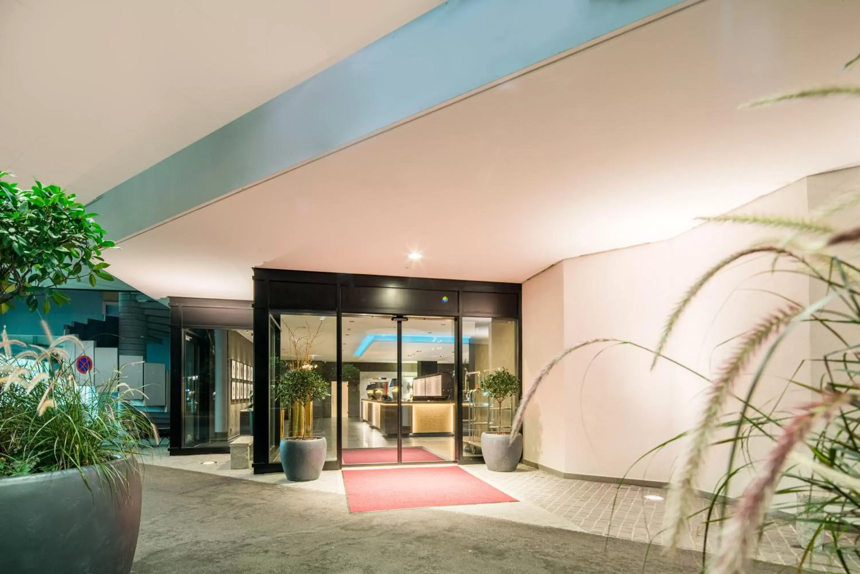 Property building in Best Western Premier Central Hotel Leonhard Property building in Best Western Premier Central Hotel Leonhard