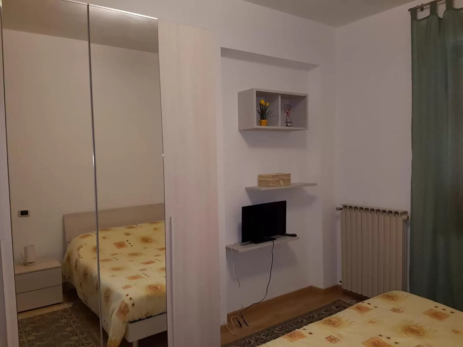 Bedroom, TV/Entertainment Center in San Casciano