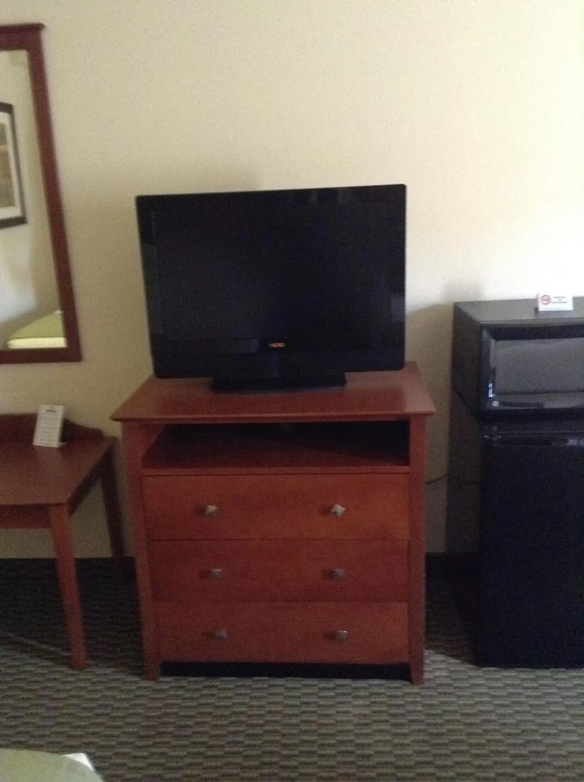 TV and multimedia, TV/Entertainment Center in Days Inn by Wyndham Carroll