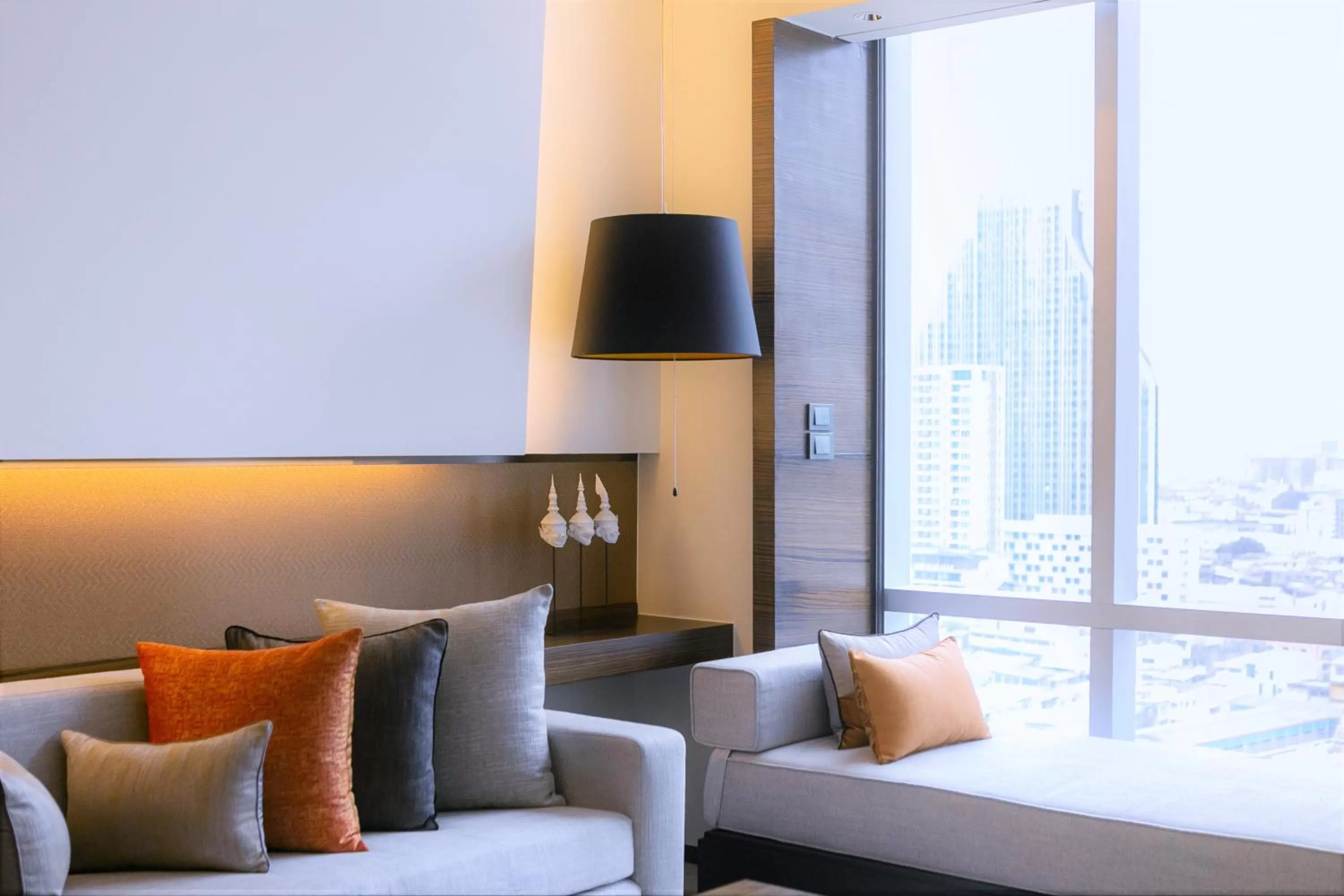 Living room in Le Meridien Bangkok