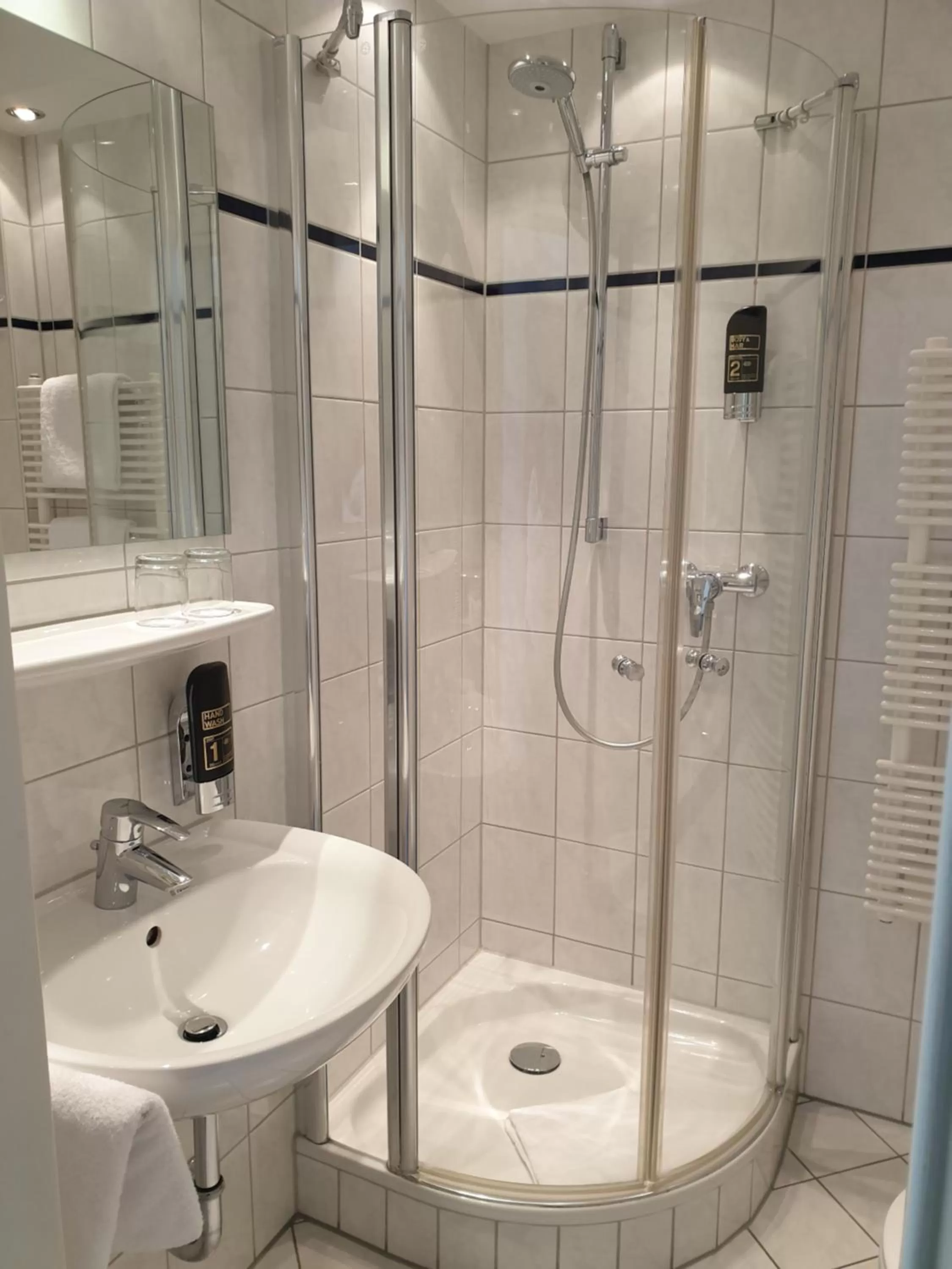 Bathroom in Hotel Wetzlarer Hof