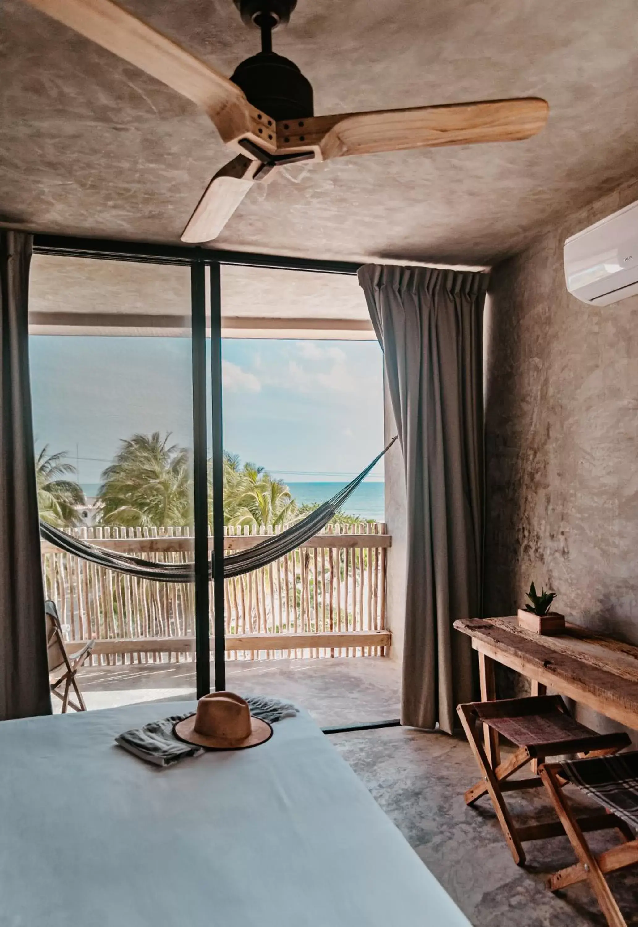 Bedroom in DOS MARES Pool Club Boutique Hotel