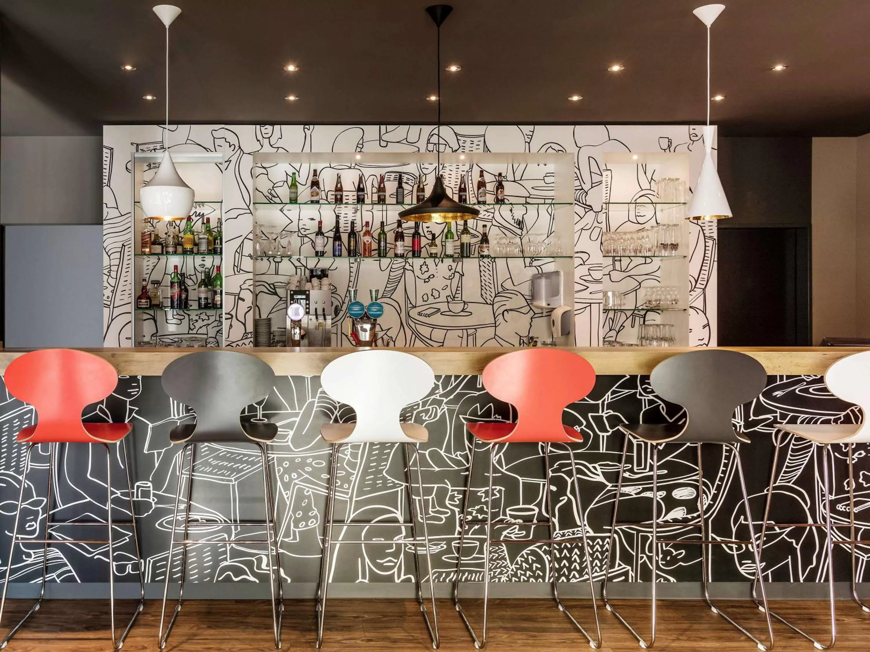 Lounge or bar in ibis Winterthur City