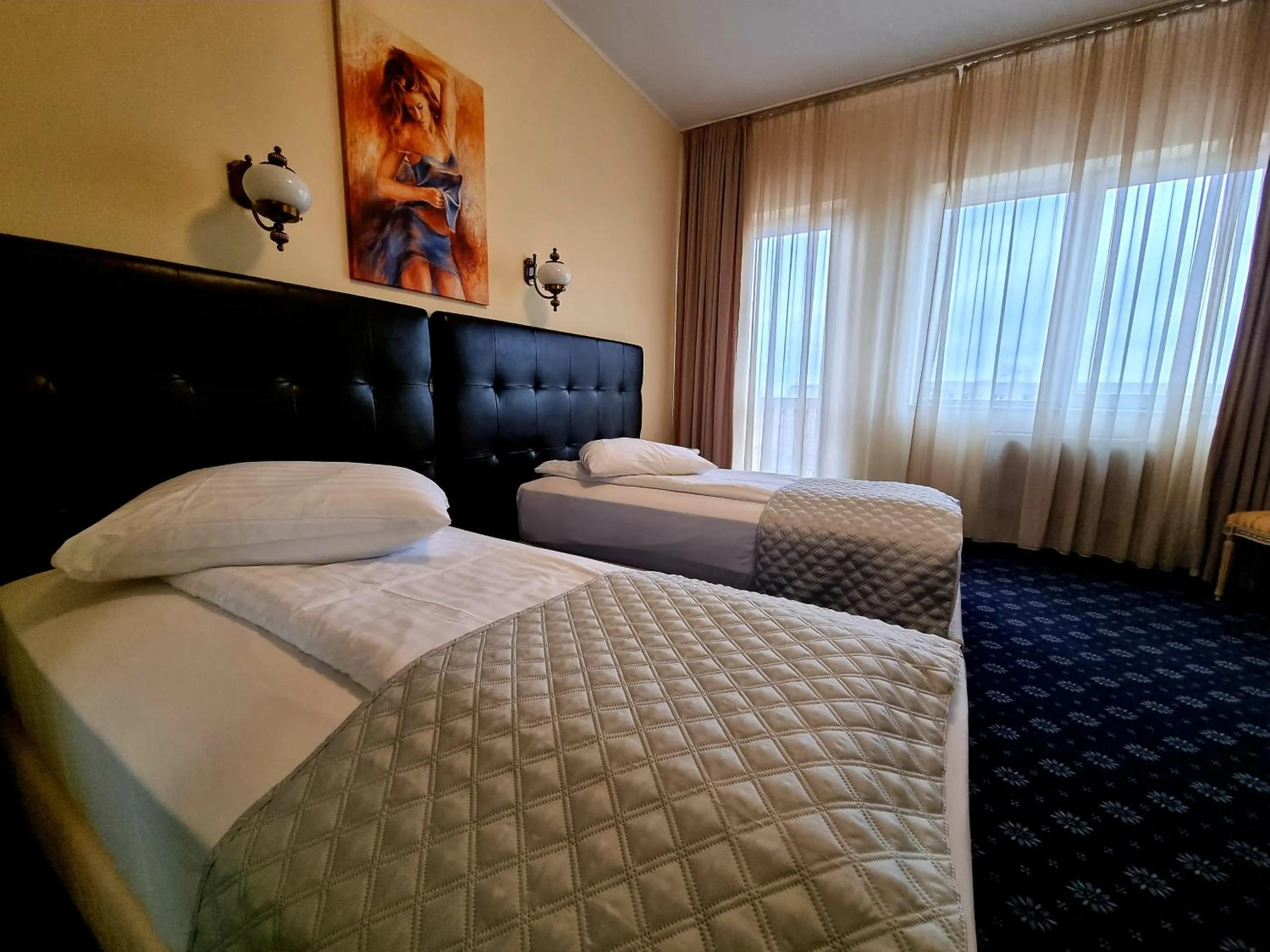 Bedroom, Bed in Hotel Coandi