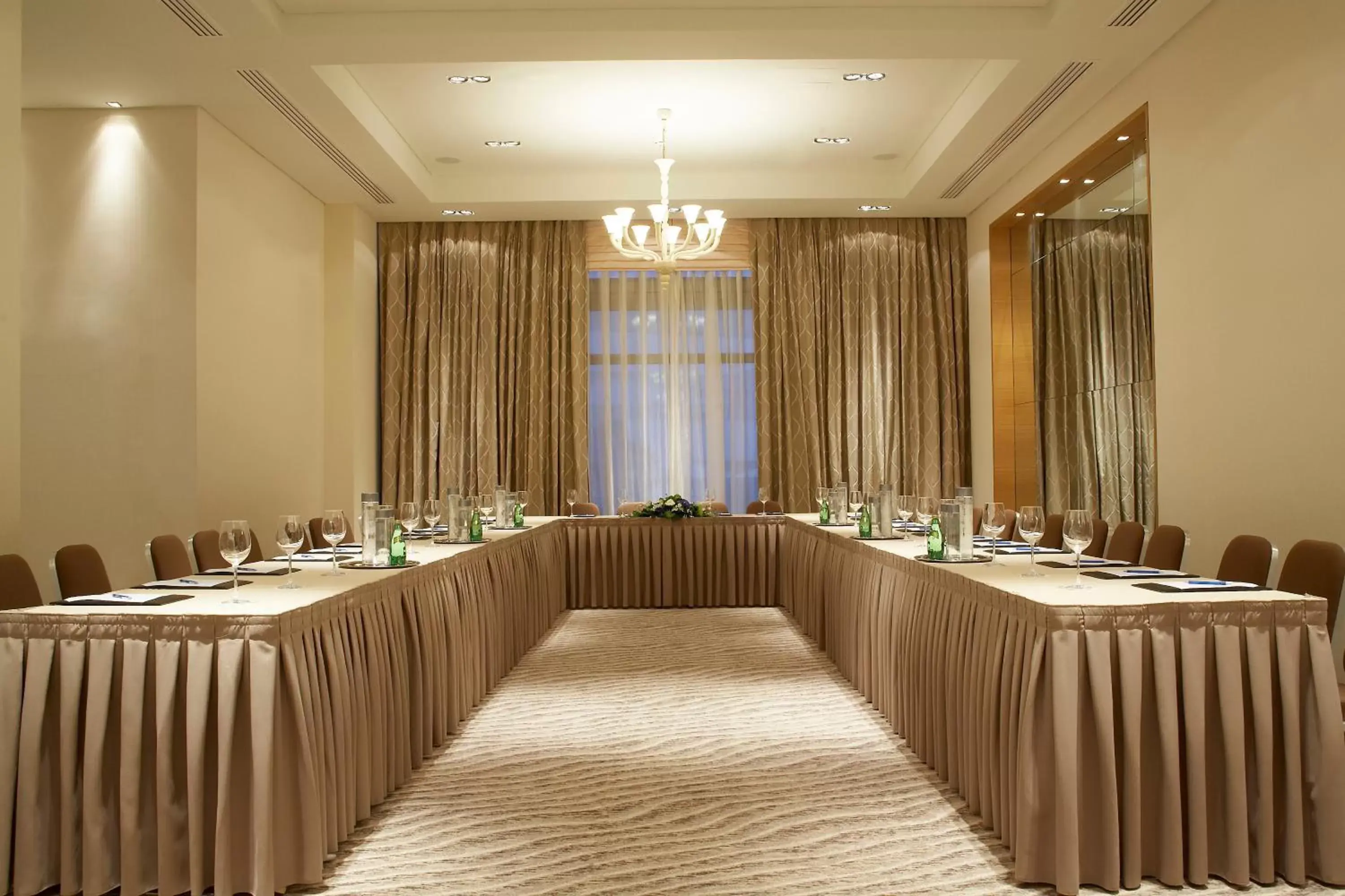 Business facilities in Galaxy Iraklio Hotel