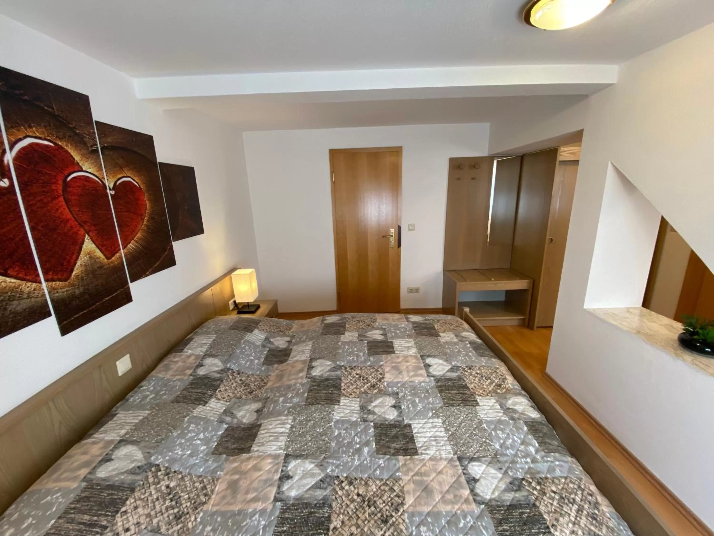 Bed in Hotel Bielatal